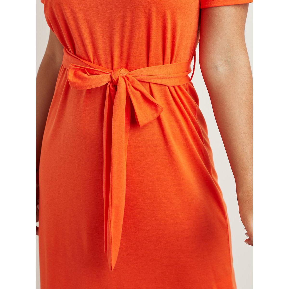 فستان ميدي بتصميم تيشيرت وربطة خصر-women-clothing-dresses-image-4
