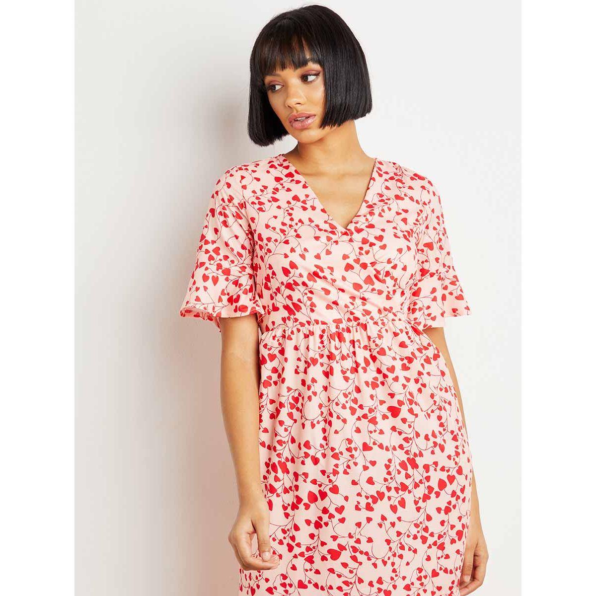 Styli Heart Ditsy Print V Neck Tiered Maxi Dress-women-clothing-dresses-image-4