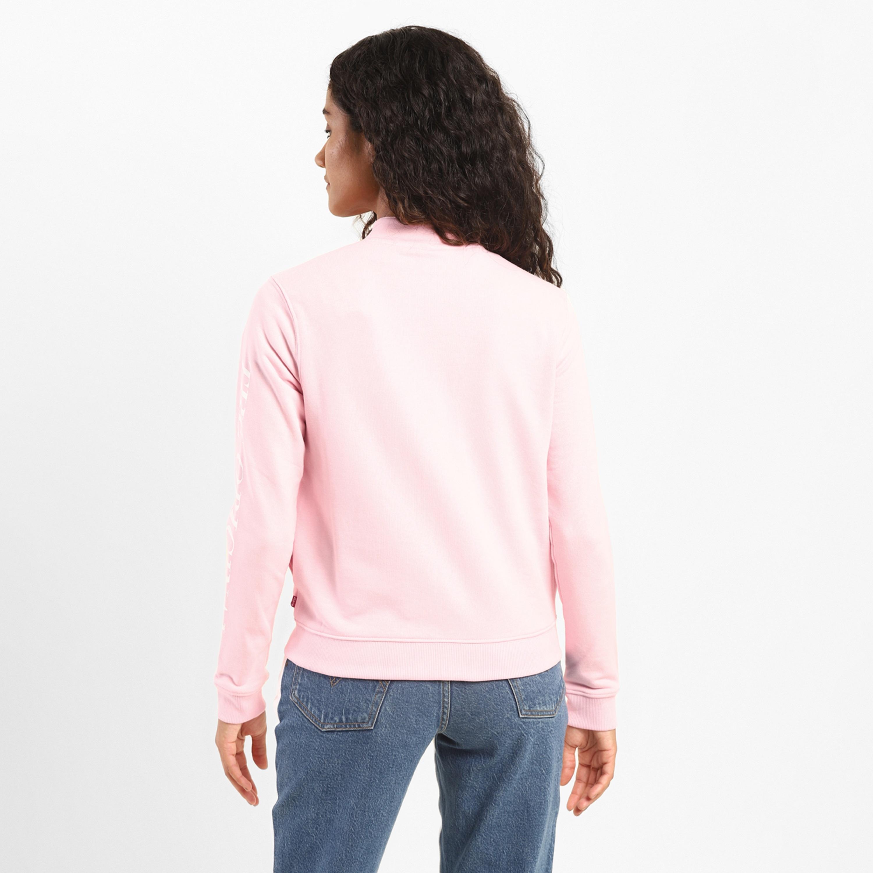 سويت شيرت بسحاب وياقة عالية وأكمام طويلة يحمل شعار من ليفايز-women-clothing-hoodiesandsweatshirts-hoodies-image-4