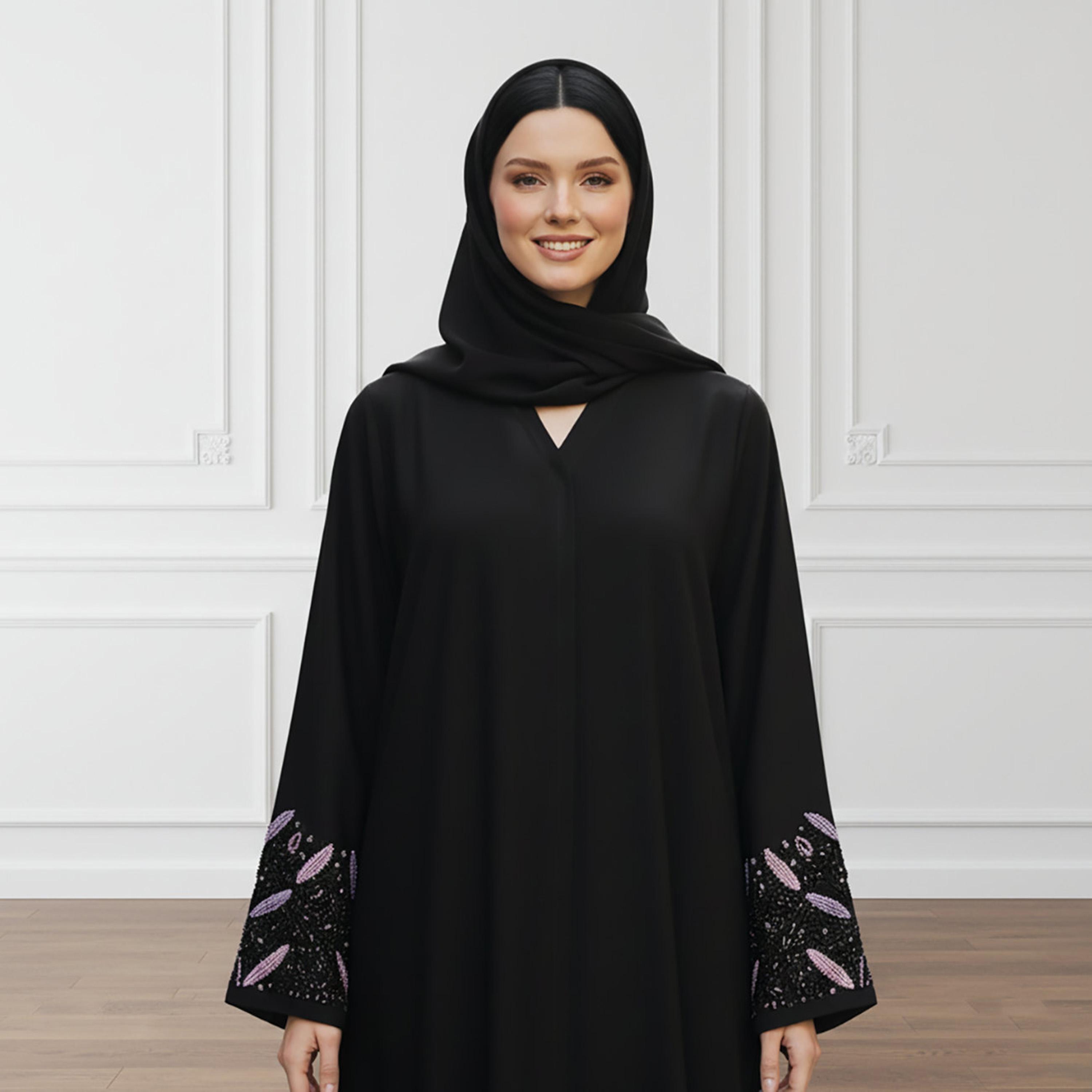 عباءة نسائية "نيدا" سوداء بأكمام مزينة بالخرز مع حجاب من نخبة-women-arabicclothing-abayas-image-2