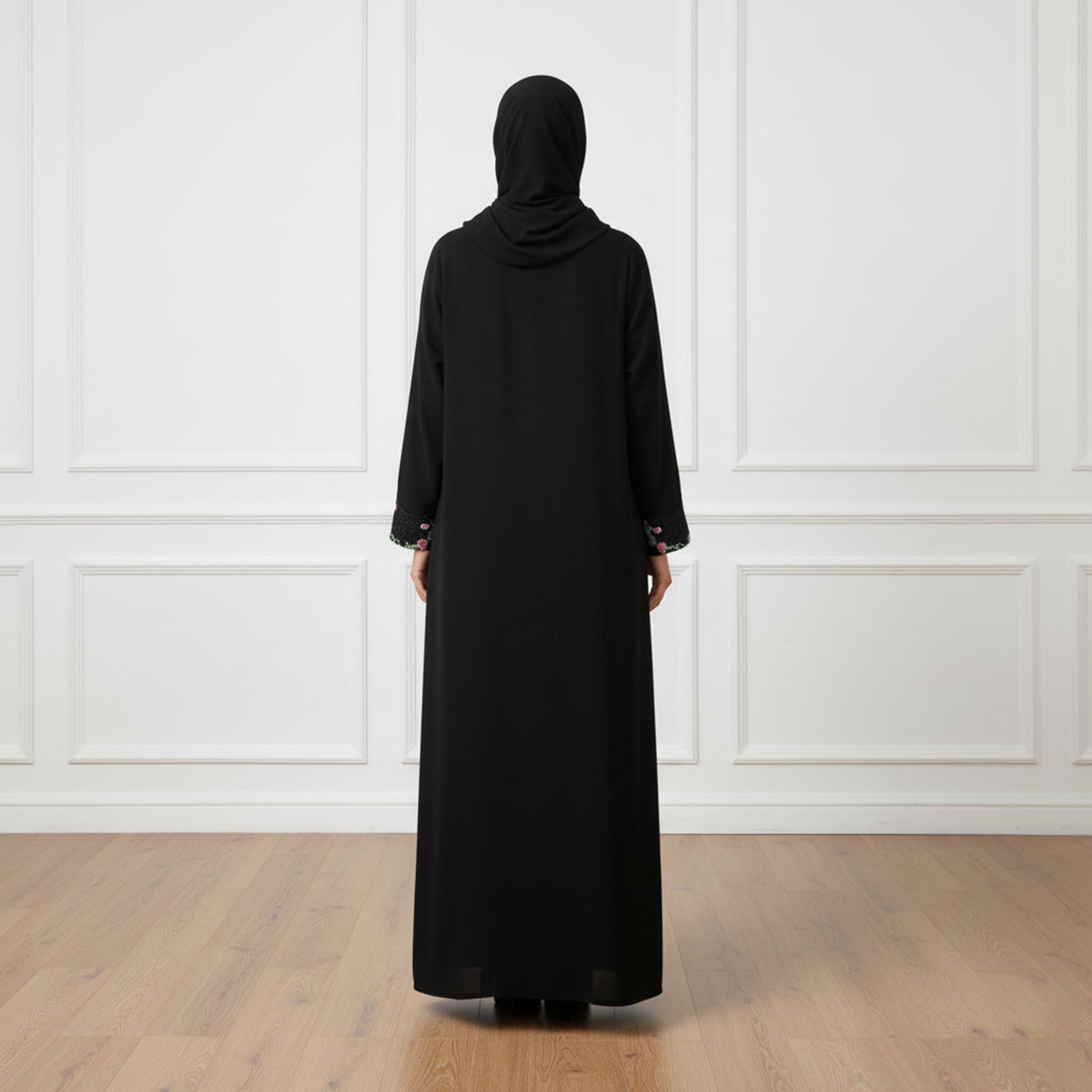 عباءة سهرة نسائية "نيدا" سوداء مطرزة مع حجاب من نخبة-women-arabicclothing-abayas-image-4