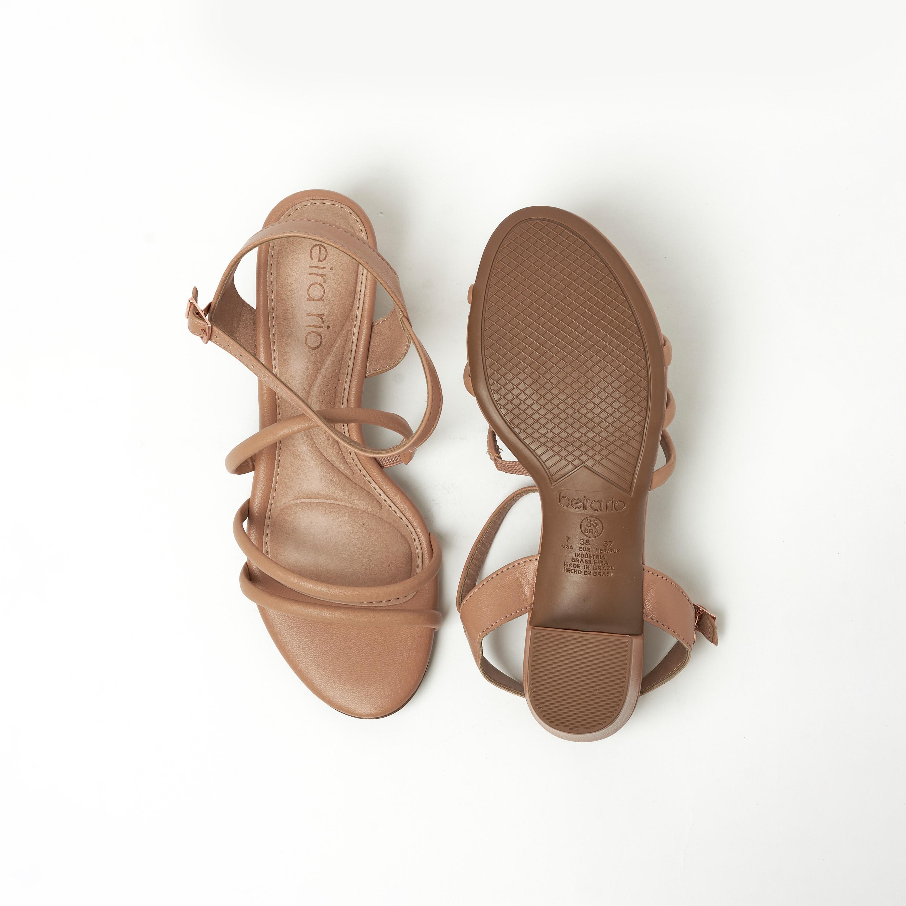 بييرا ريو - حذاء نسائي كعب عريض وحزام بمشبك | 8246-1198-23727-52531-women-shoes-sandals-heeled-image-2