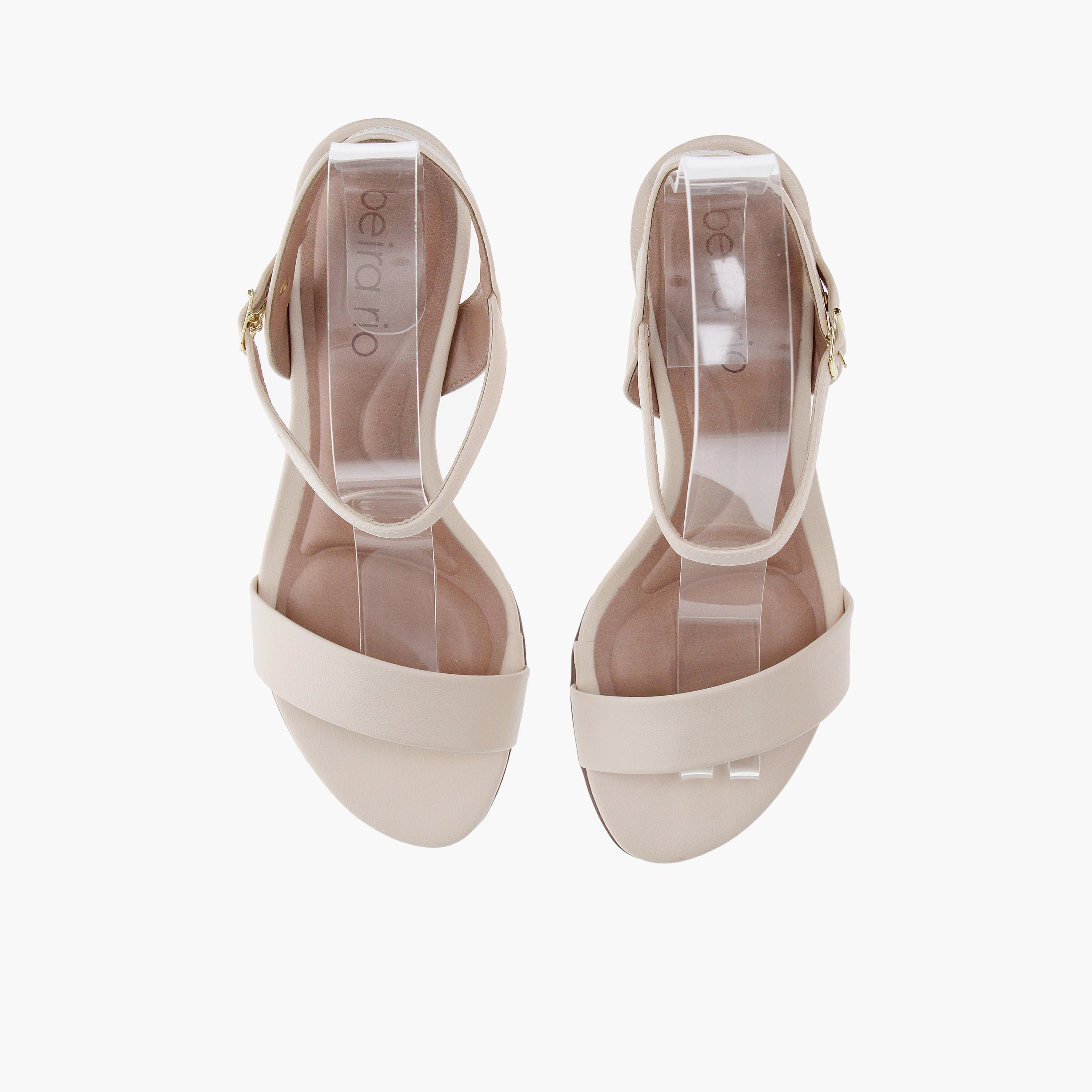 بييرا ريو- حذاء بكعب صغير بإبزيم للنساء | 8308-1430-9569-83517-women-shoes-heels-image-2