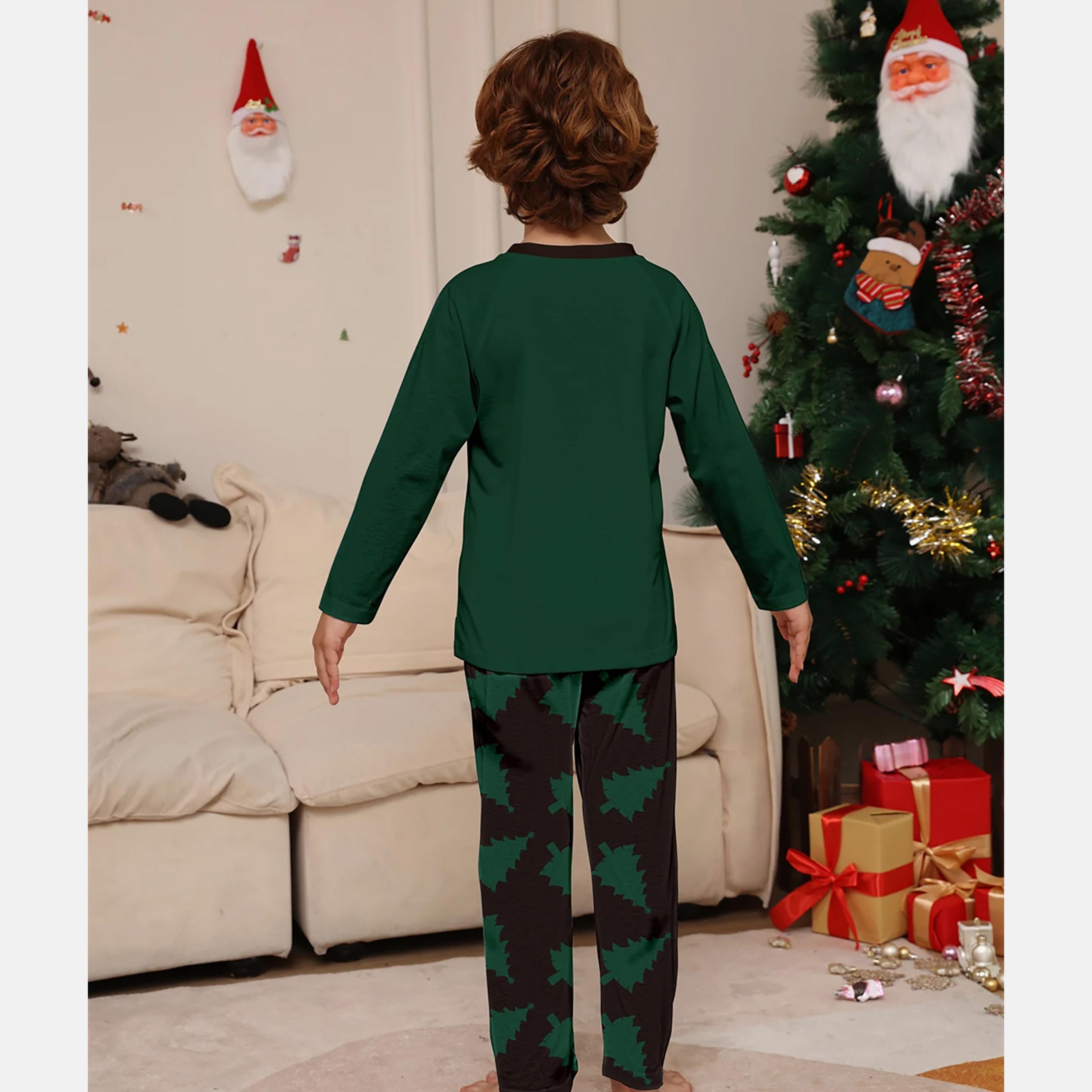 مجموعة تيشيرت أخضر بطبعة كريسماس تريي وبيجامة مطبوعة للأطفال قطعتين من بيبيكلو-boys-clothing-nightwear-image-3