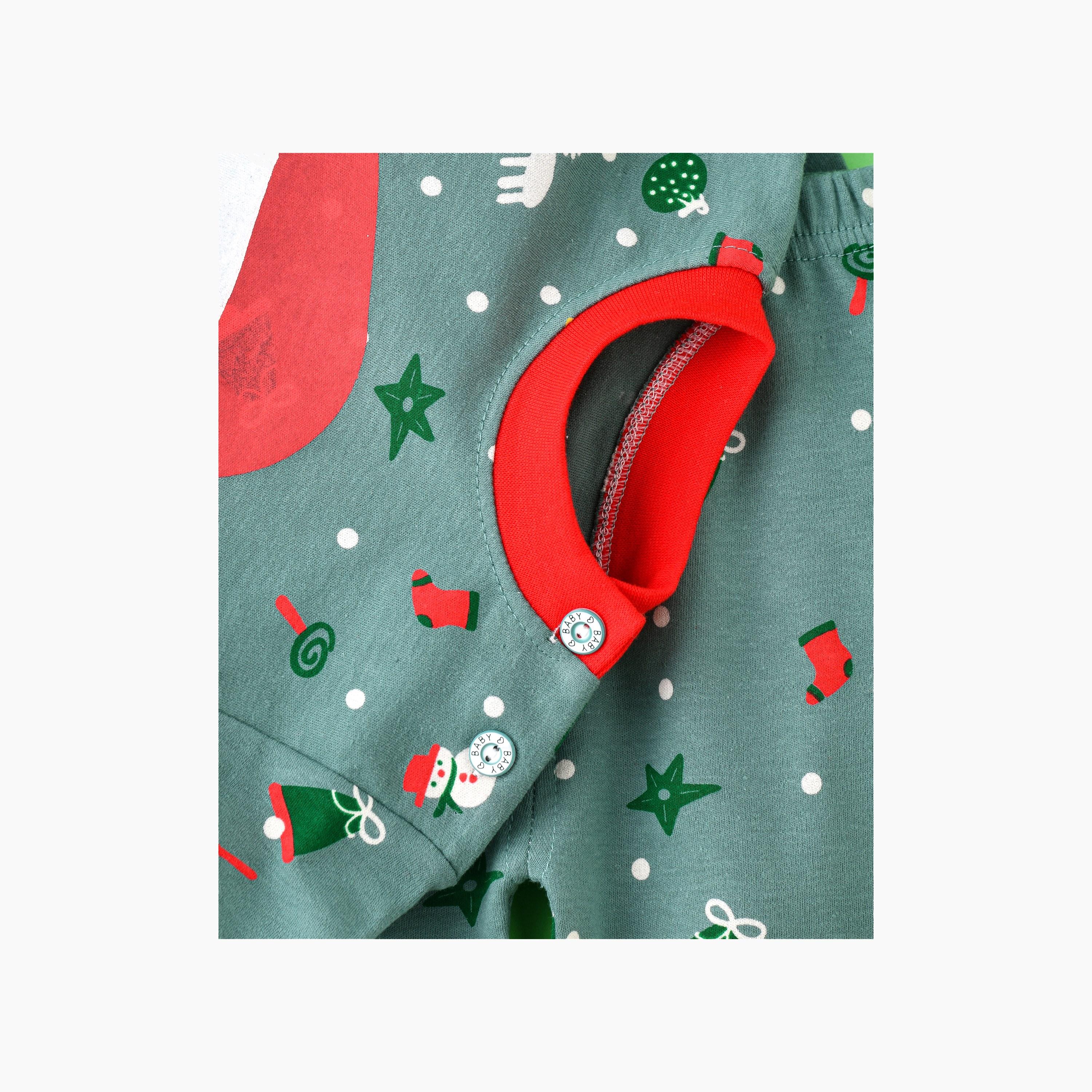 تي شيرت قطعتين بطبعة وجه سانتا متوهج في الظلام ببطابع عيد الميلاد مع بنطلون ركض للجنسين من بيبيكلو-boys-clothing-nightwear-image-1