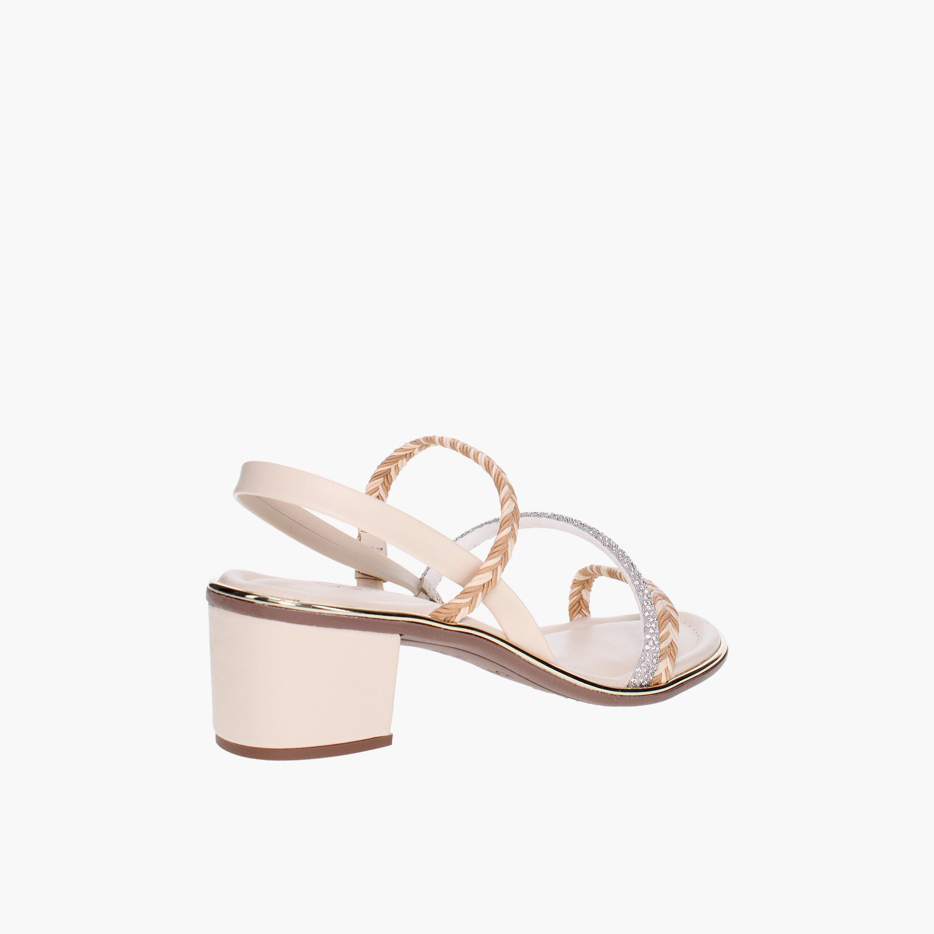 بييرا ريو - حذاء نسائي بكعب عريض | 8379-233-26898-95109-women-shoes-sandals-heeled-image-4