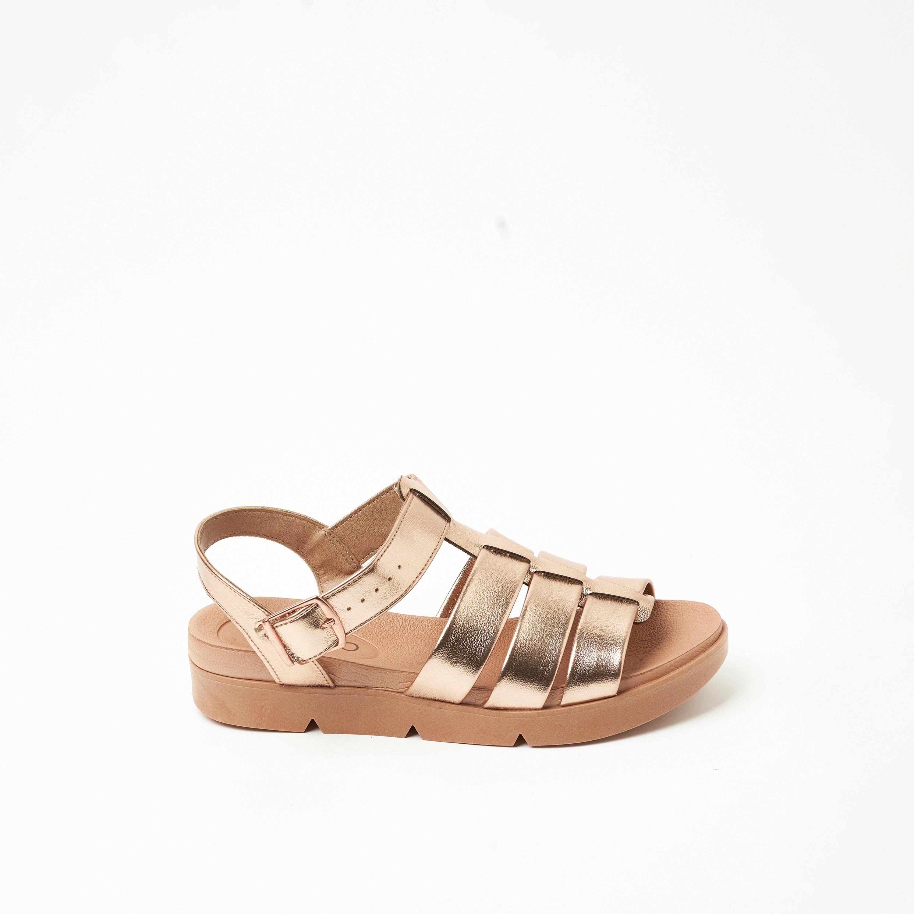 بييرا ريو - صندل نسائي بحزام بمشبك | 8387-526-14710-23146-women-shoes-sandals-flats-image-4