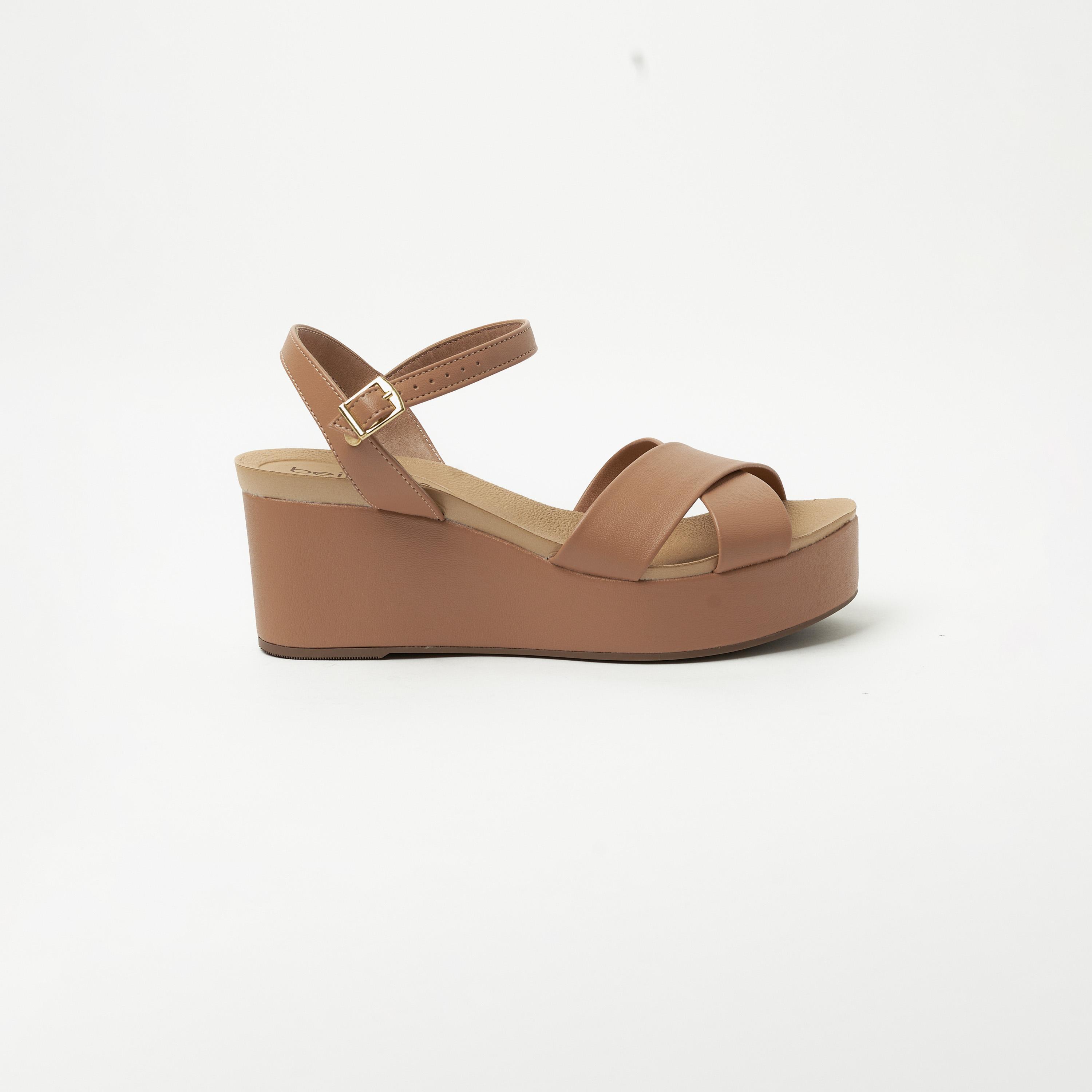 بييرا ريو- حذاء بكعب وتدي (ويدج) بإبزيم للنساء | 8407-103-9569-89673-women-shoes-heels-image-2