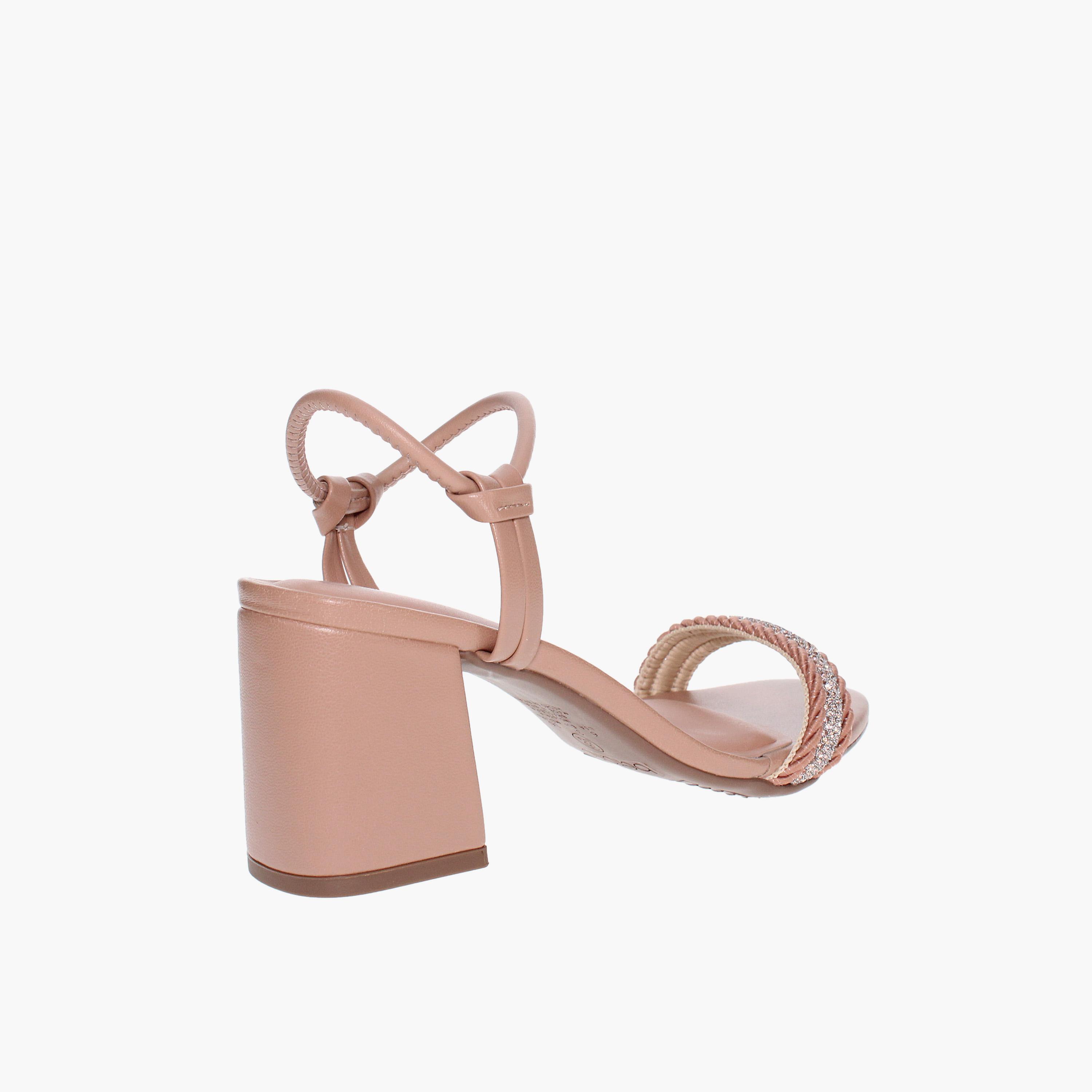 بييرا ريو - حذاء نسائي بكعب عريض | 8436-227-27148-91006-women-shoes-sandals-heeled-image-4