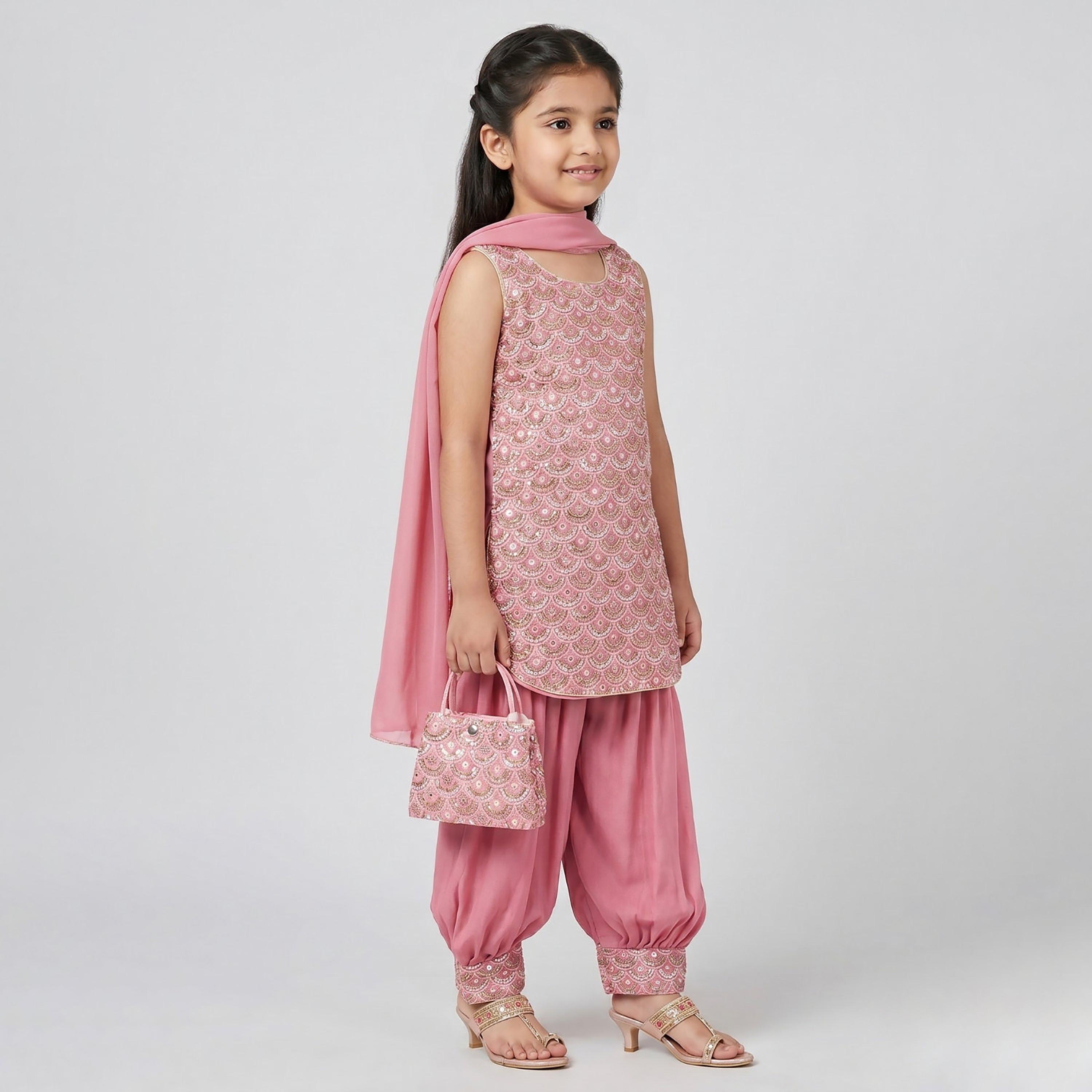 طقم تراثي بدون أكمام كورتة وسروال سالوار مزين مع دوباتا وحقيبة صغيرة من بيبيكلو-girls-clothing-setsandcoords-image-2