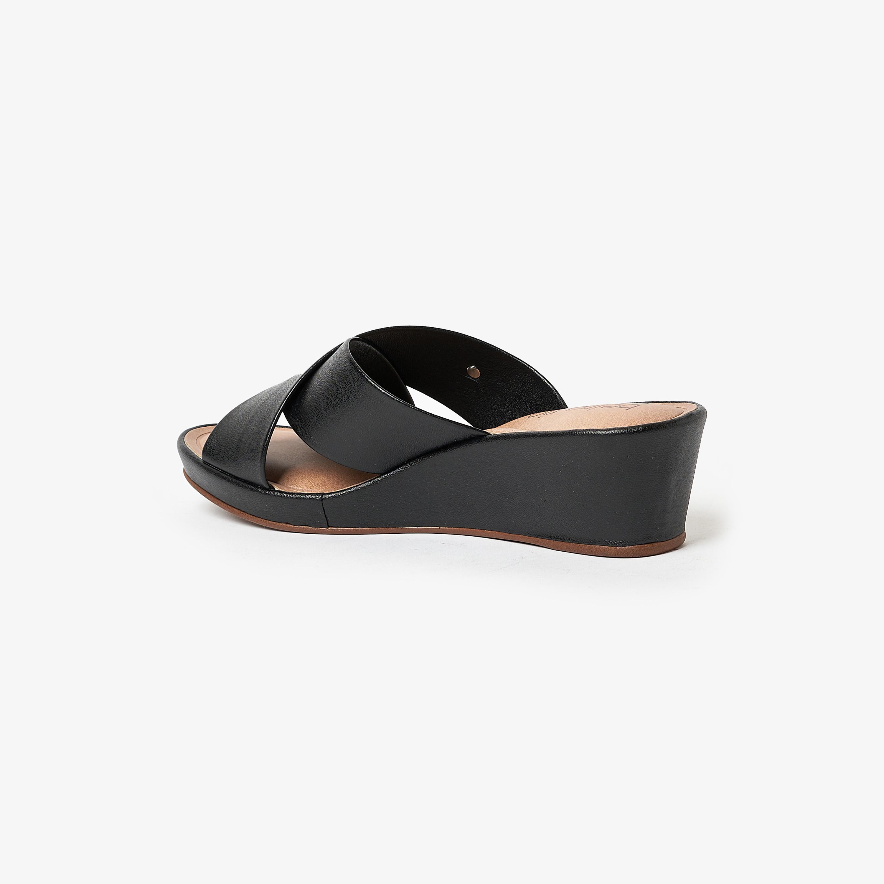 حذاء ويدج نسائي من بيرا ريو بحزام متقاطع | 8457-300-11079-women-shoes-heels-image-3