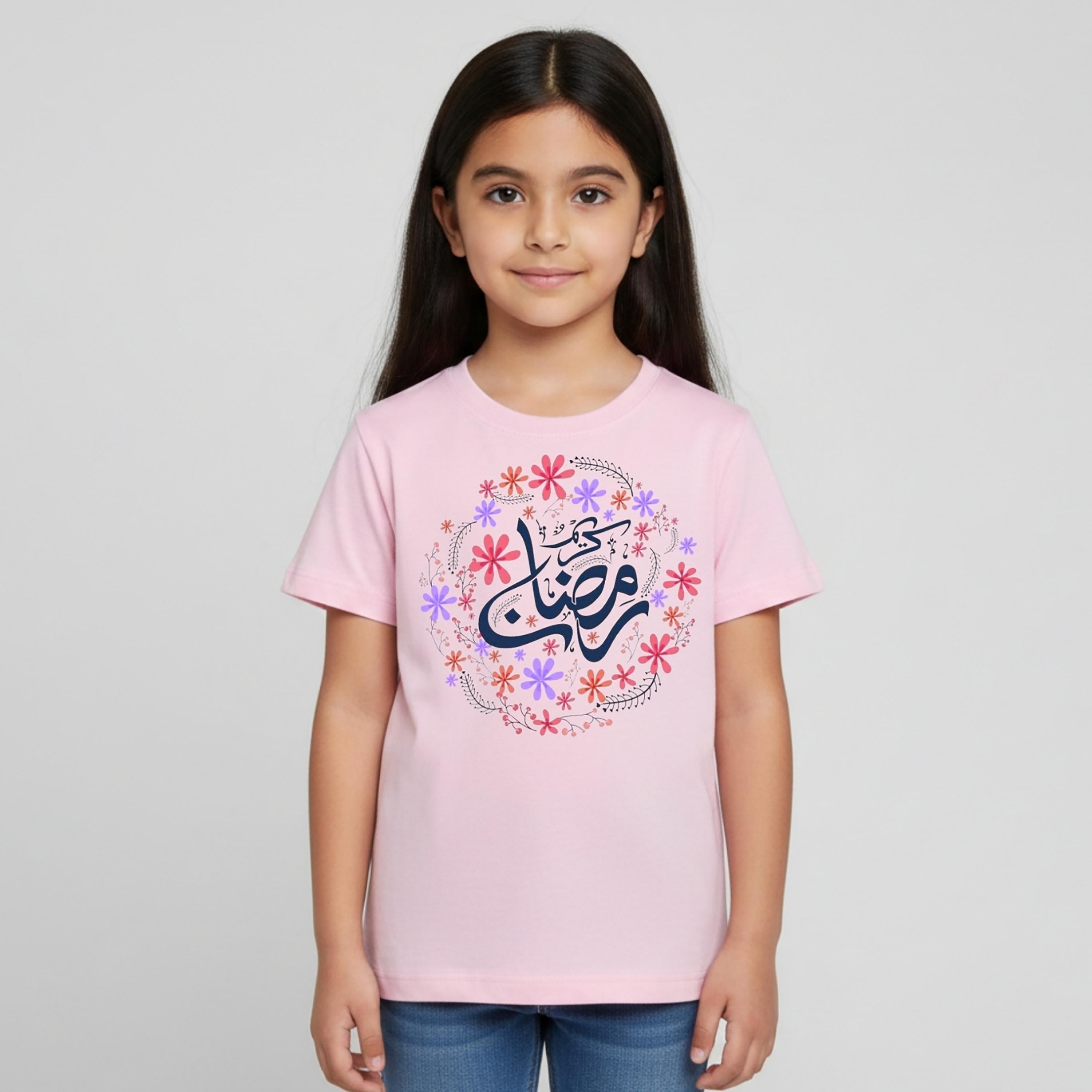 تيشيرت بأكمام قصيرة وطبعة عربية "فلورال" من بيبي كلو-girls-clothing-tshirts-image-1