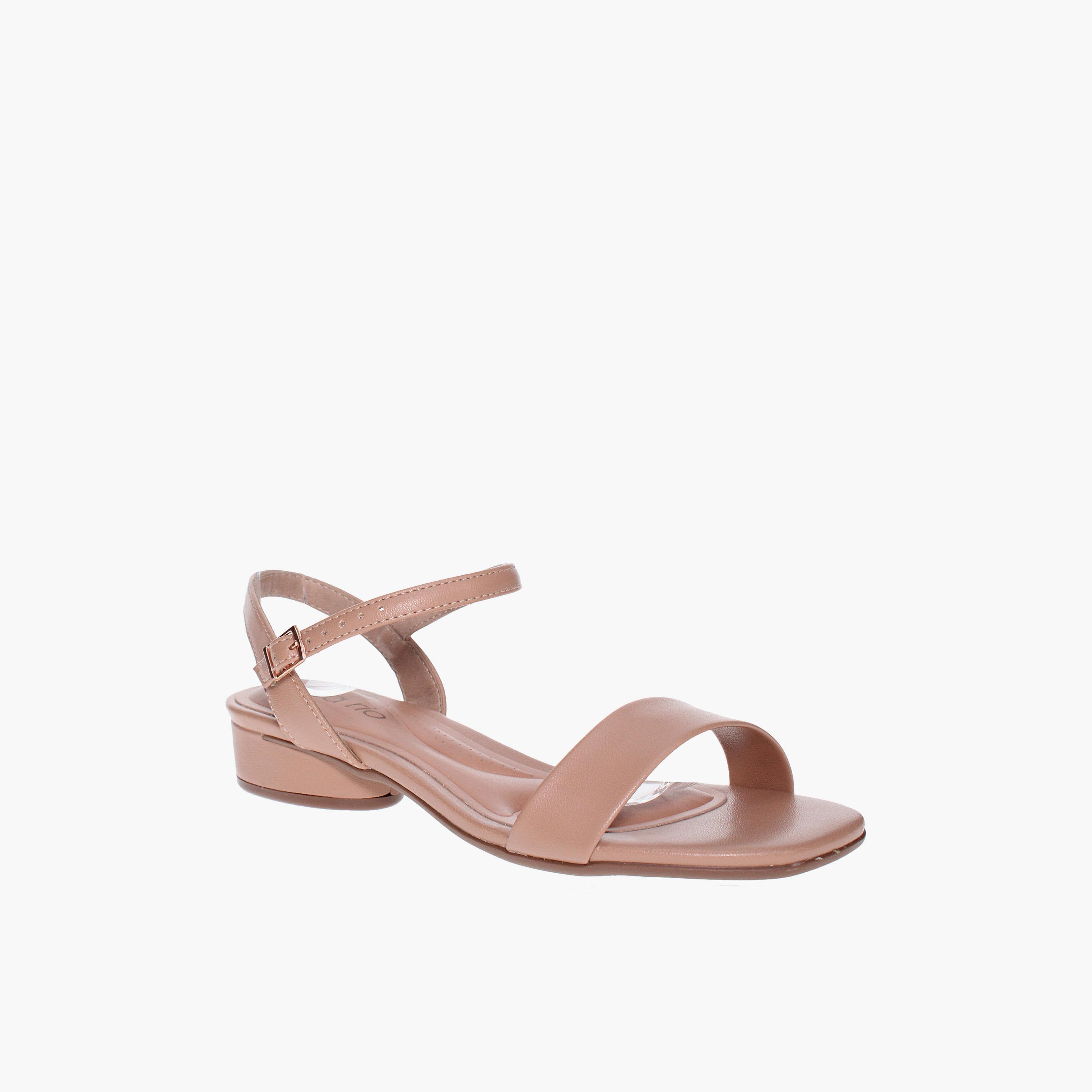 بييرا ريو - حذاء نسائي كعب عريض وحزام بمشبك | 8504-102-9569-52531-women-shoes-sandals-heeled-image-1