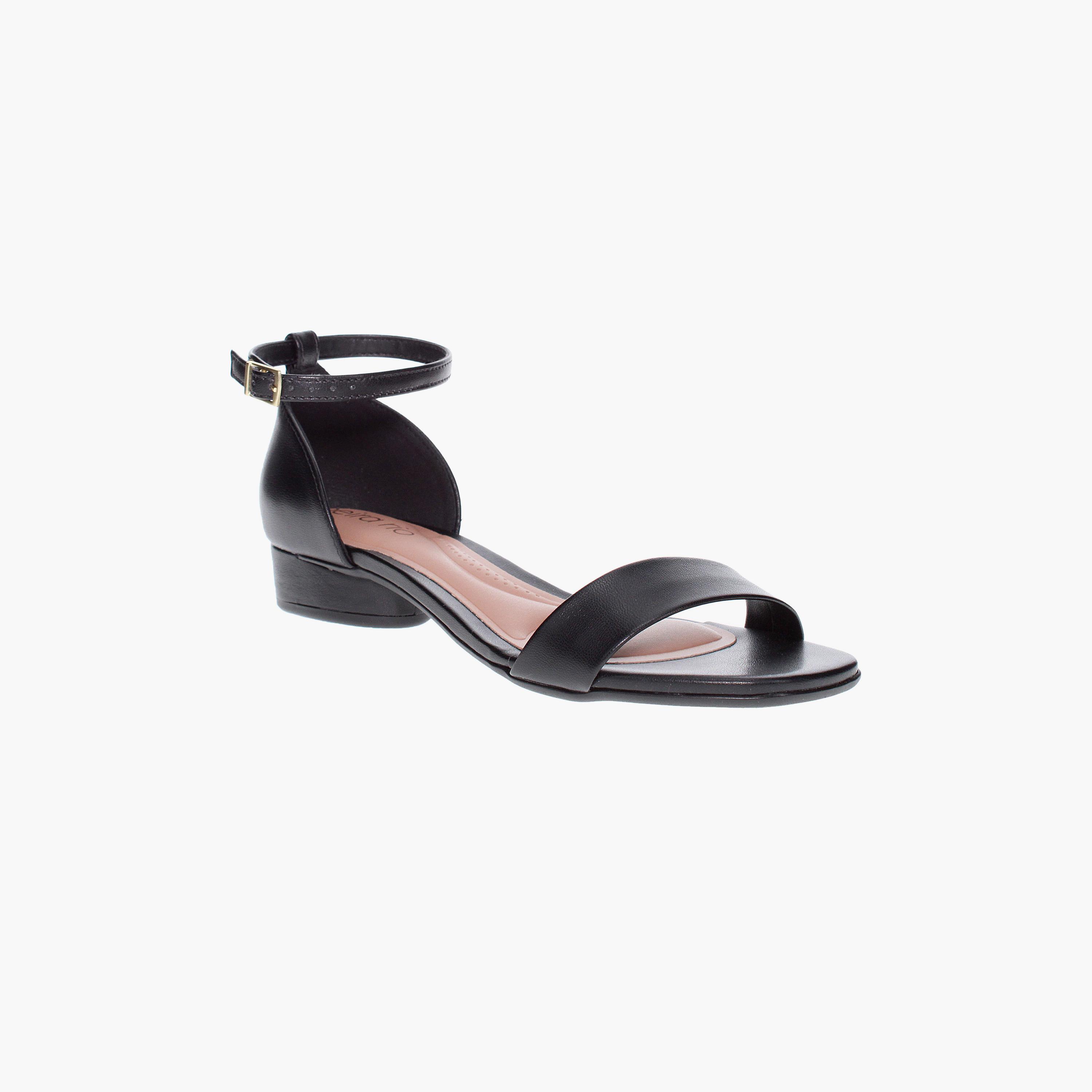 بييرا ريو- حذاء بكعب سميك بإبزيم للنساء | 8504-106-9569-15745-women-shoes-heels-image-1