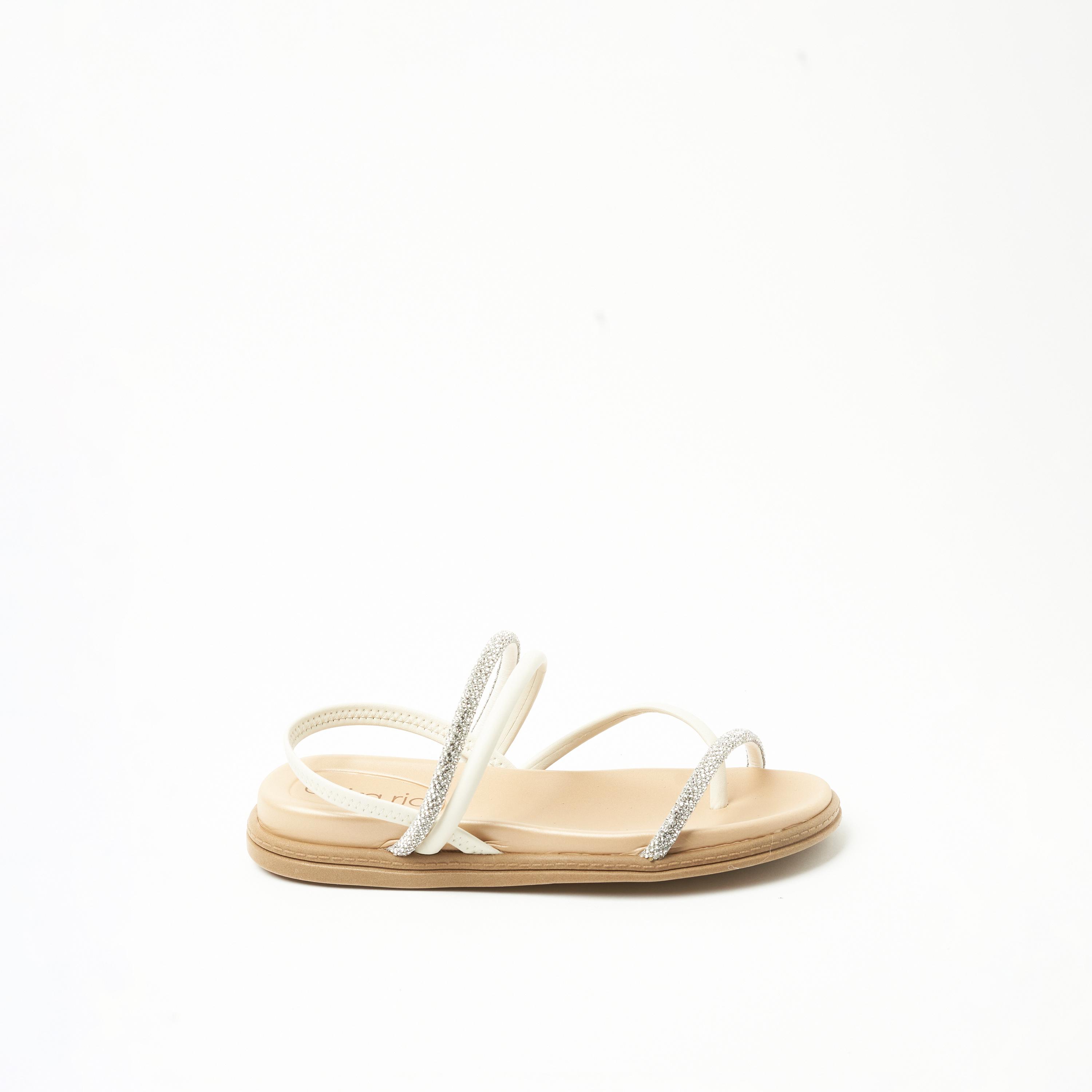 بييرا ريو - صندل نسائي بحزام | 8513-100-26467-90556-women-shoes-sandals-flats-image-4
