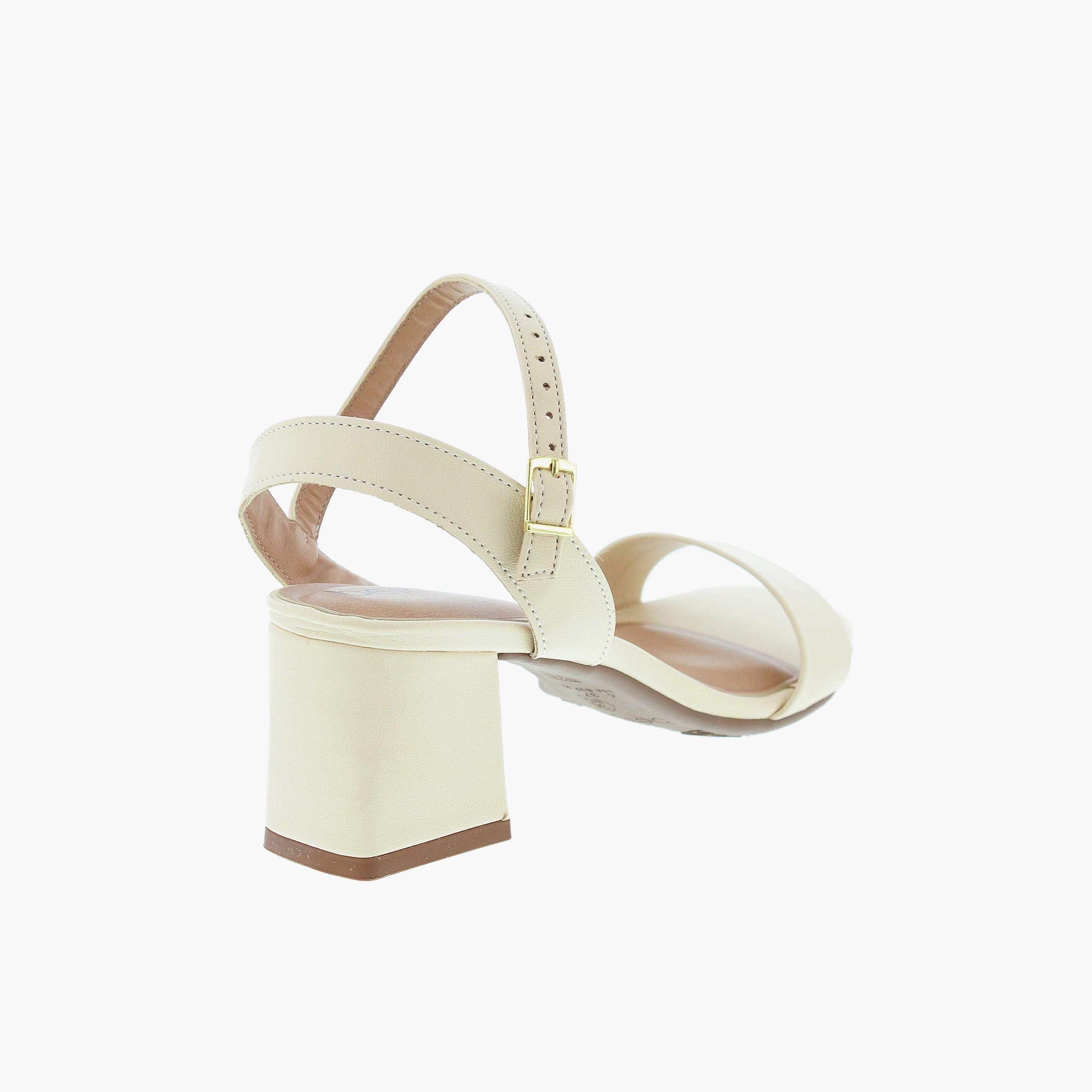 بييرا ريو - حذاء نسائي كعب عريض وحزام بمشبك | 8536-100-9569-83517-women-shoes-sandals-heeled-image-4