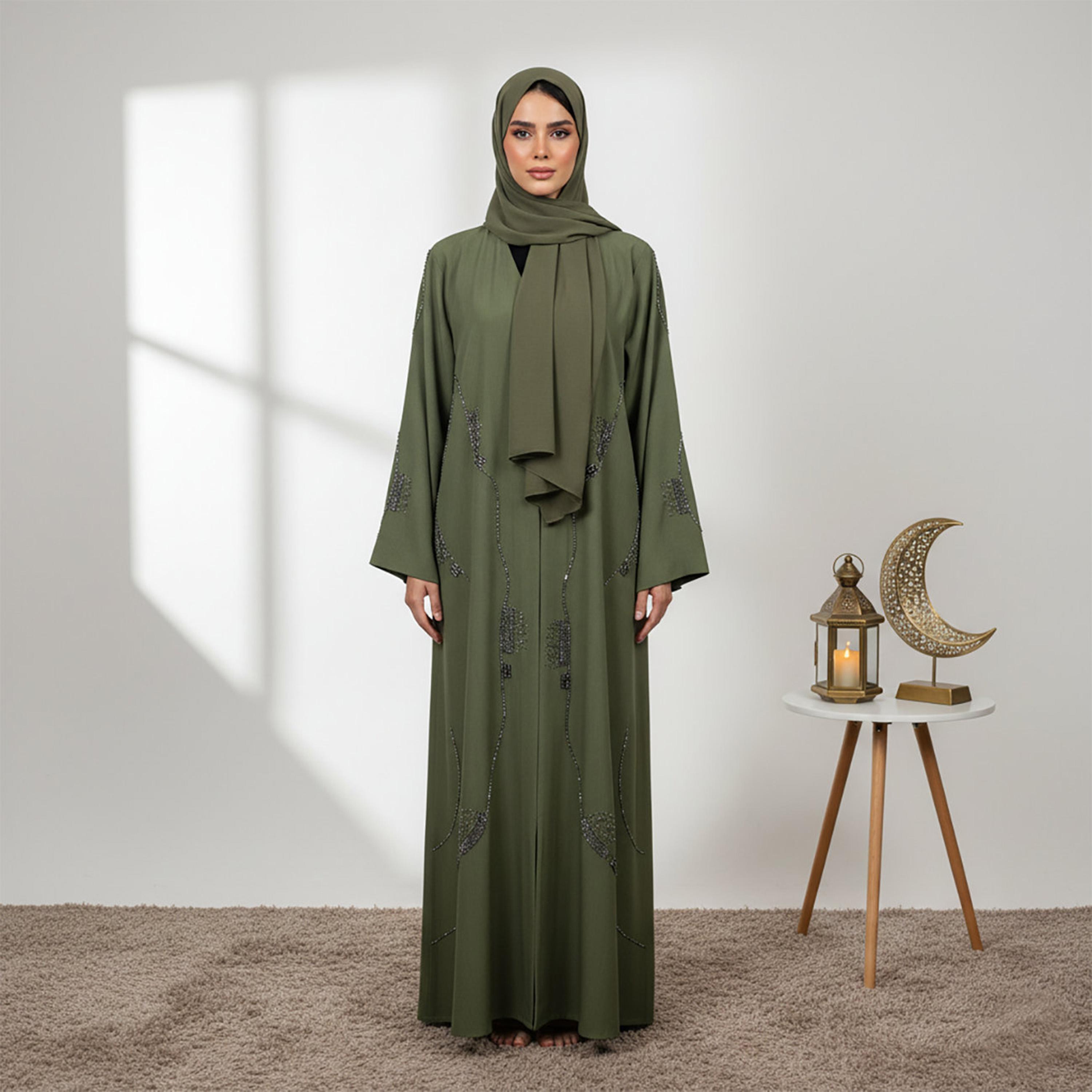 عباءة نسائية كريب خضراء مزينة مع حجاب من نخبة-women-arabicclothing-abayas-image-1