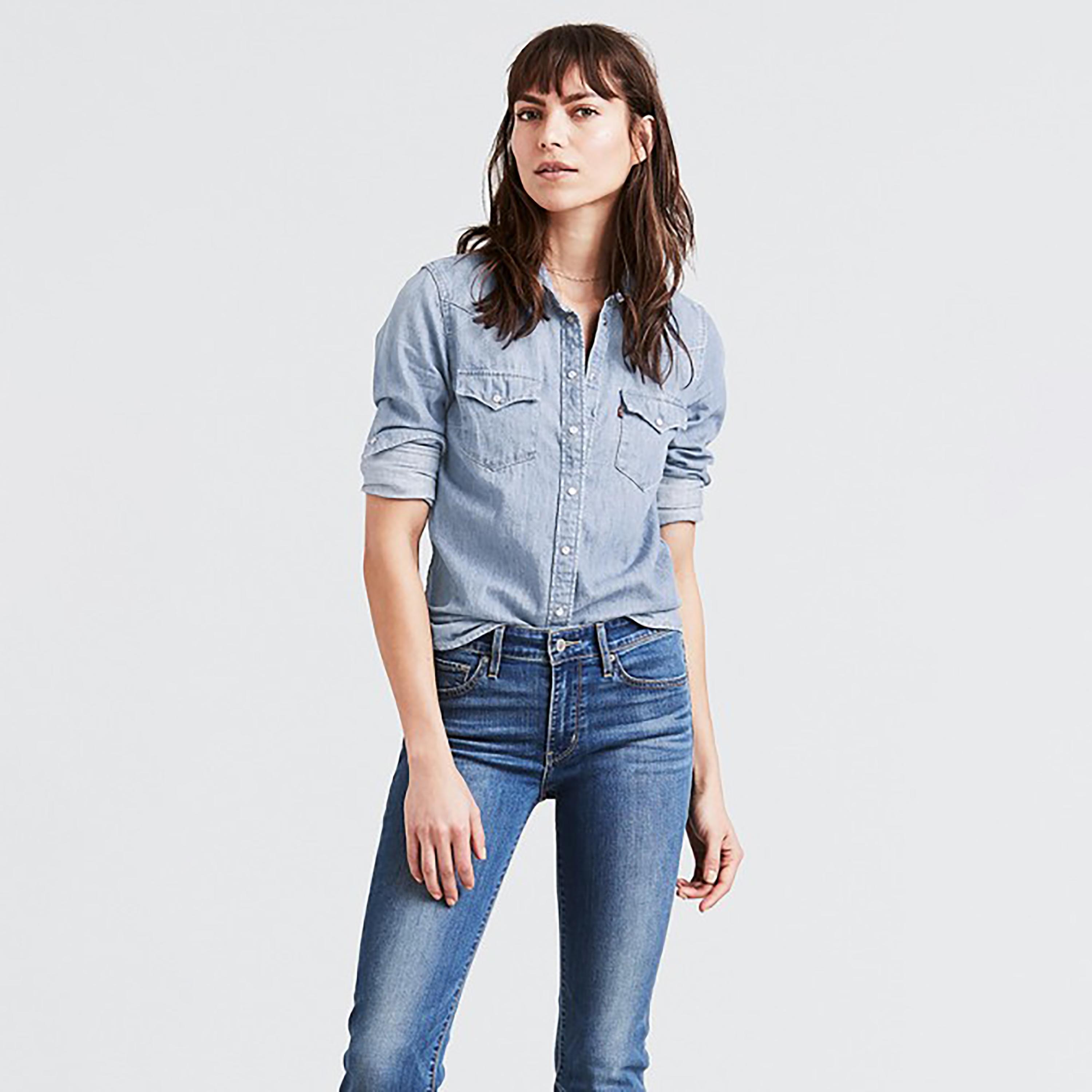 قميص كاجوال دينم بأكمام طويلة ذو ياقة سادة من ليفايز-women-clothing-shirtsandblouses-shirts-image-1