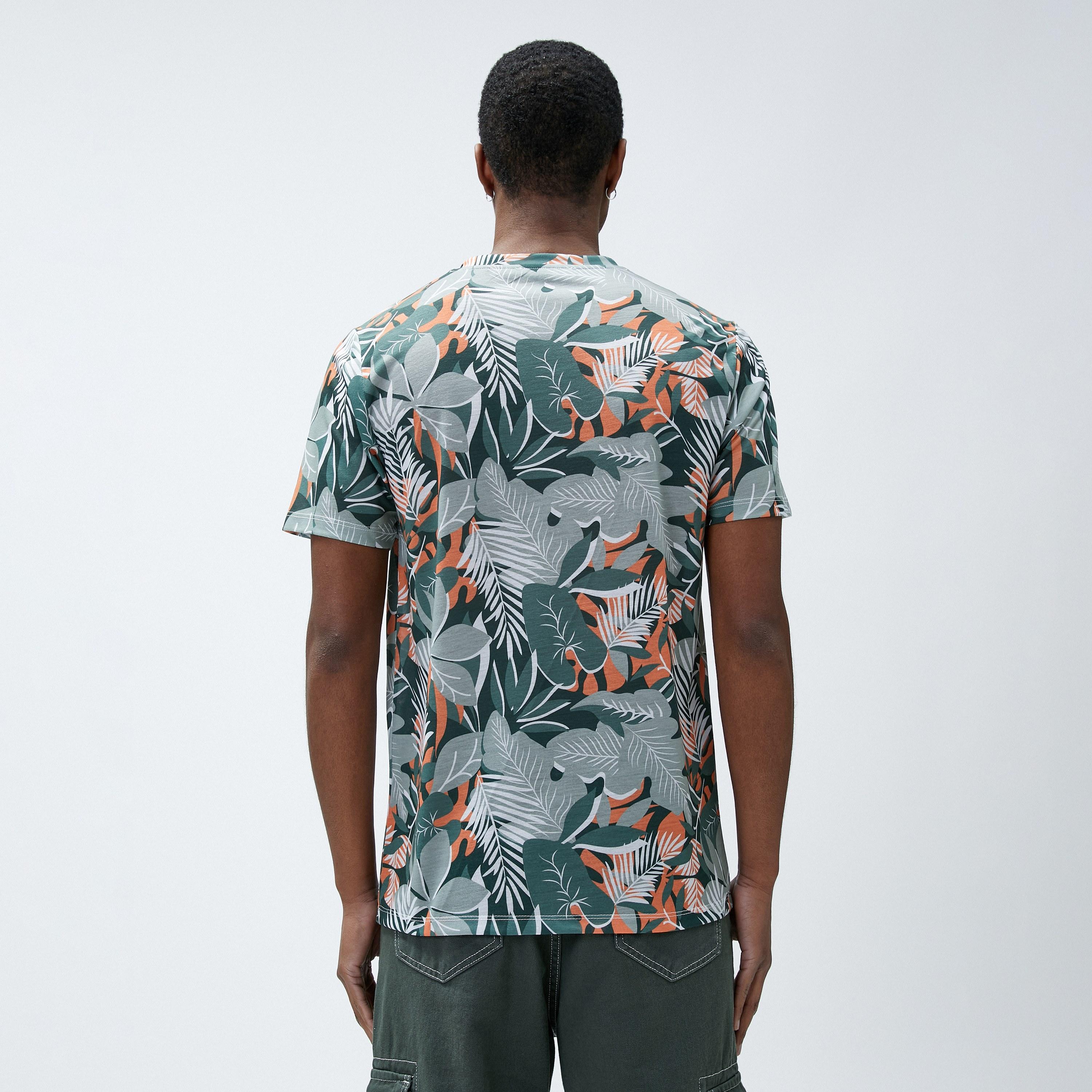 KOTON Tropical Floral Print Crew Neck Short Sleeves Men's T-Shirt-men-clothing-tshirtsandpolos-tshirts-image-4
