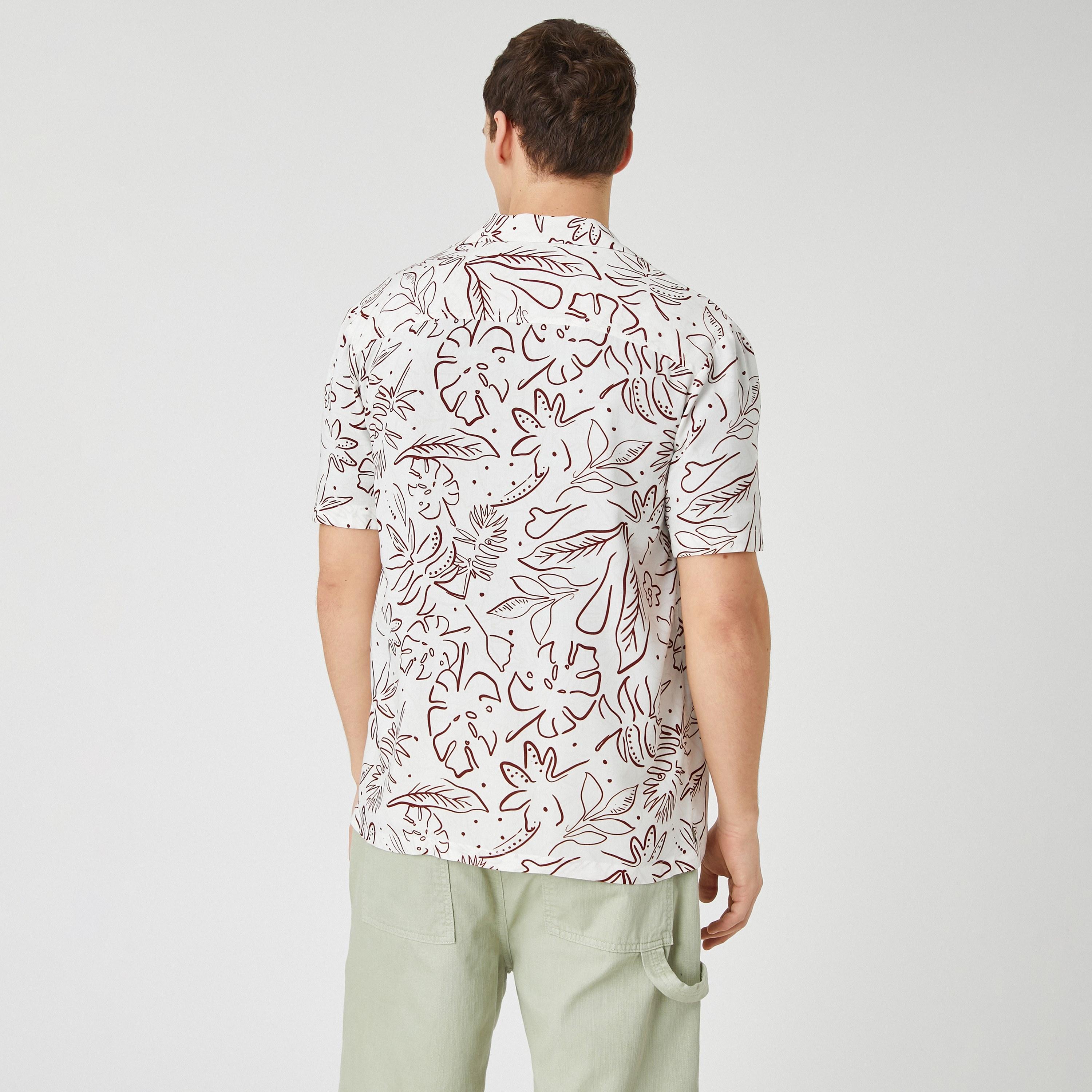 قميص رجالي بطبعة زهور بقصة عادية بياقة ريزورت وأكمام قصيرة من كوتون-men-clothing-shirts-image-4