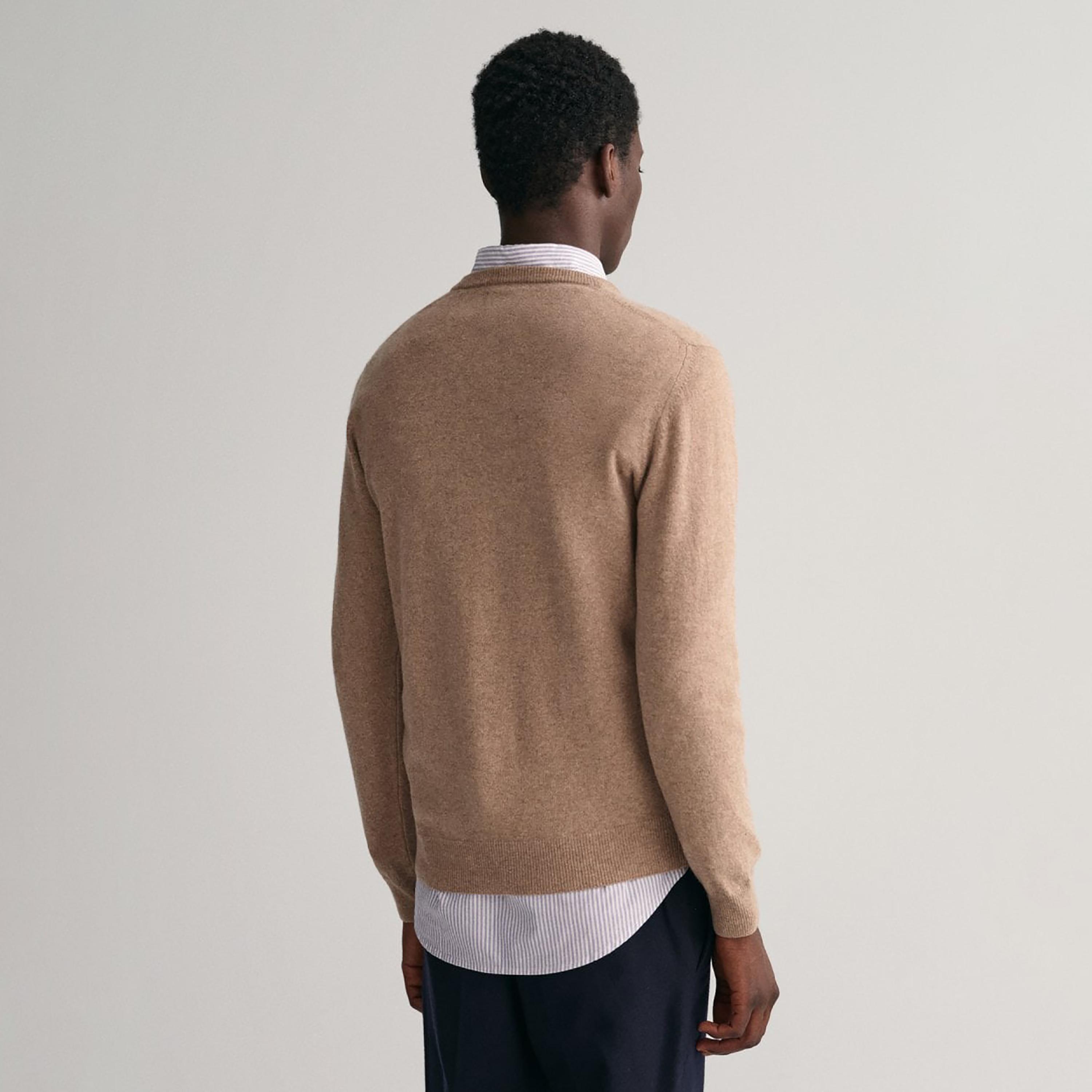 Gant Logo Detail V-Neck Long Sleeves Sweater-men-clothing-sweatersandpullovers-image-4