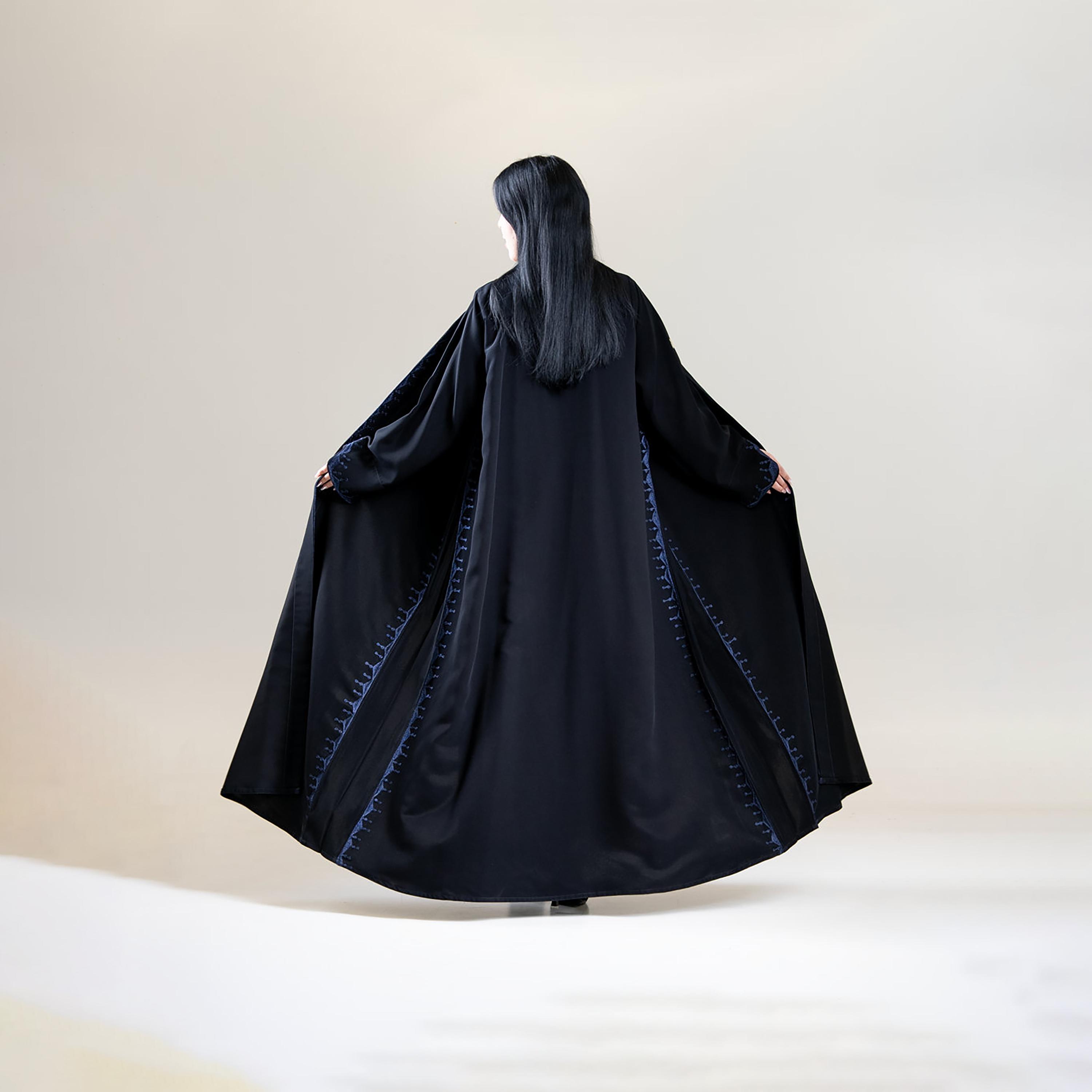 Aljamal Alraaqi Black Contrast Piping Creativity Crepe Women's Double Cloche Abaya-women-arabicclothing-abayas-image-5