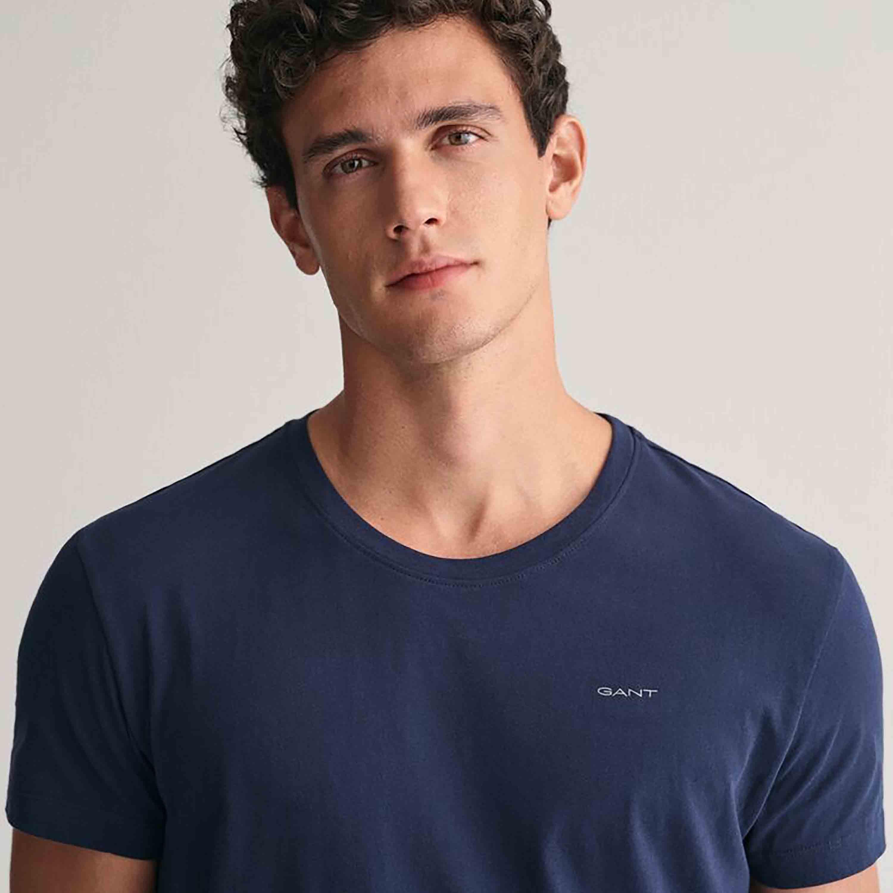 تي شيرت رجالي برقبة دائرية وأكمام قصيرة من غانت-men-clothing-tshirtsandpolos-tshirts-image-9