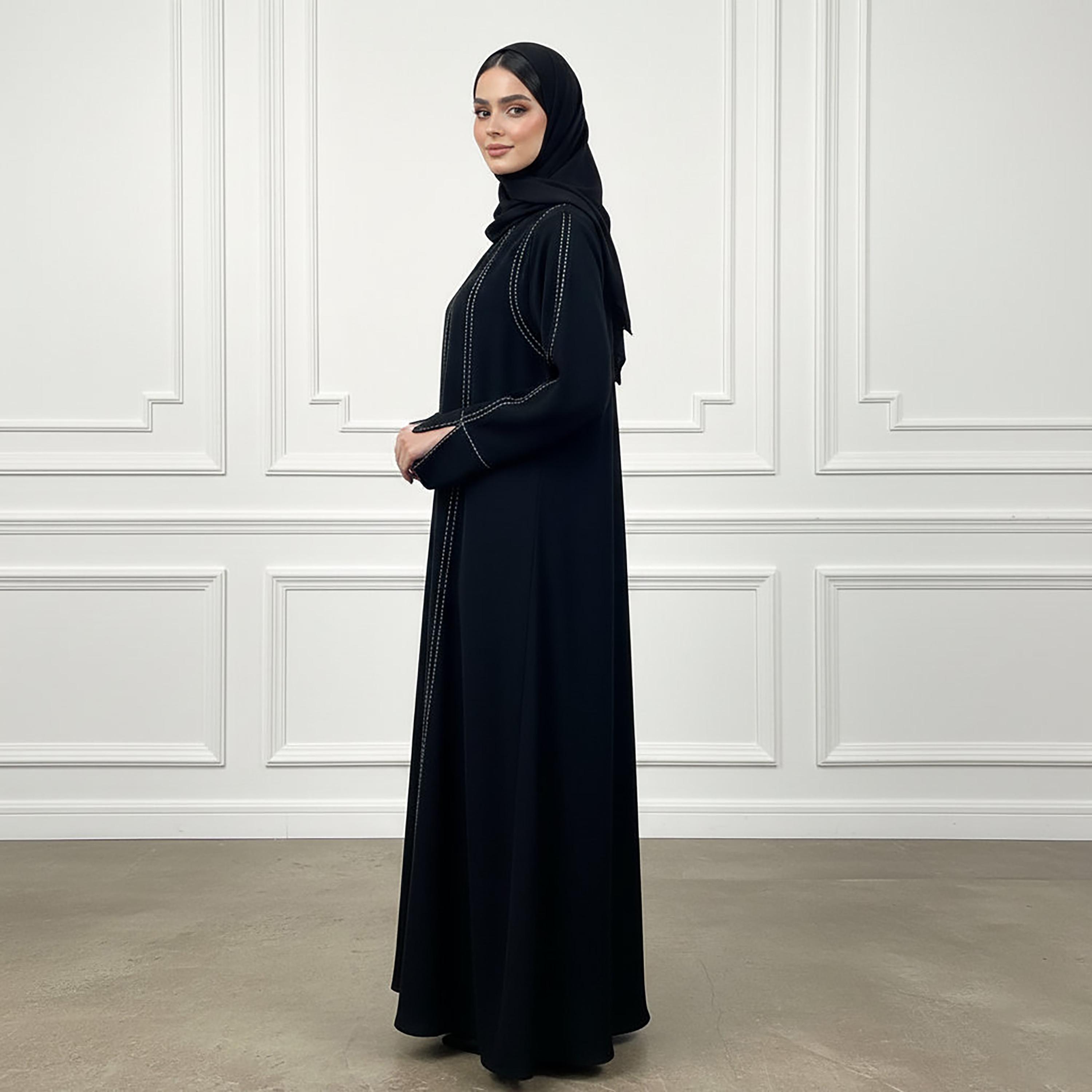 عباءة نسائية من قماش الندى بخياطة متباينة بلون أسود مع حجاب من نخبة-women-arabicclothing-abayas-image-3