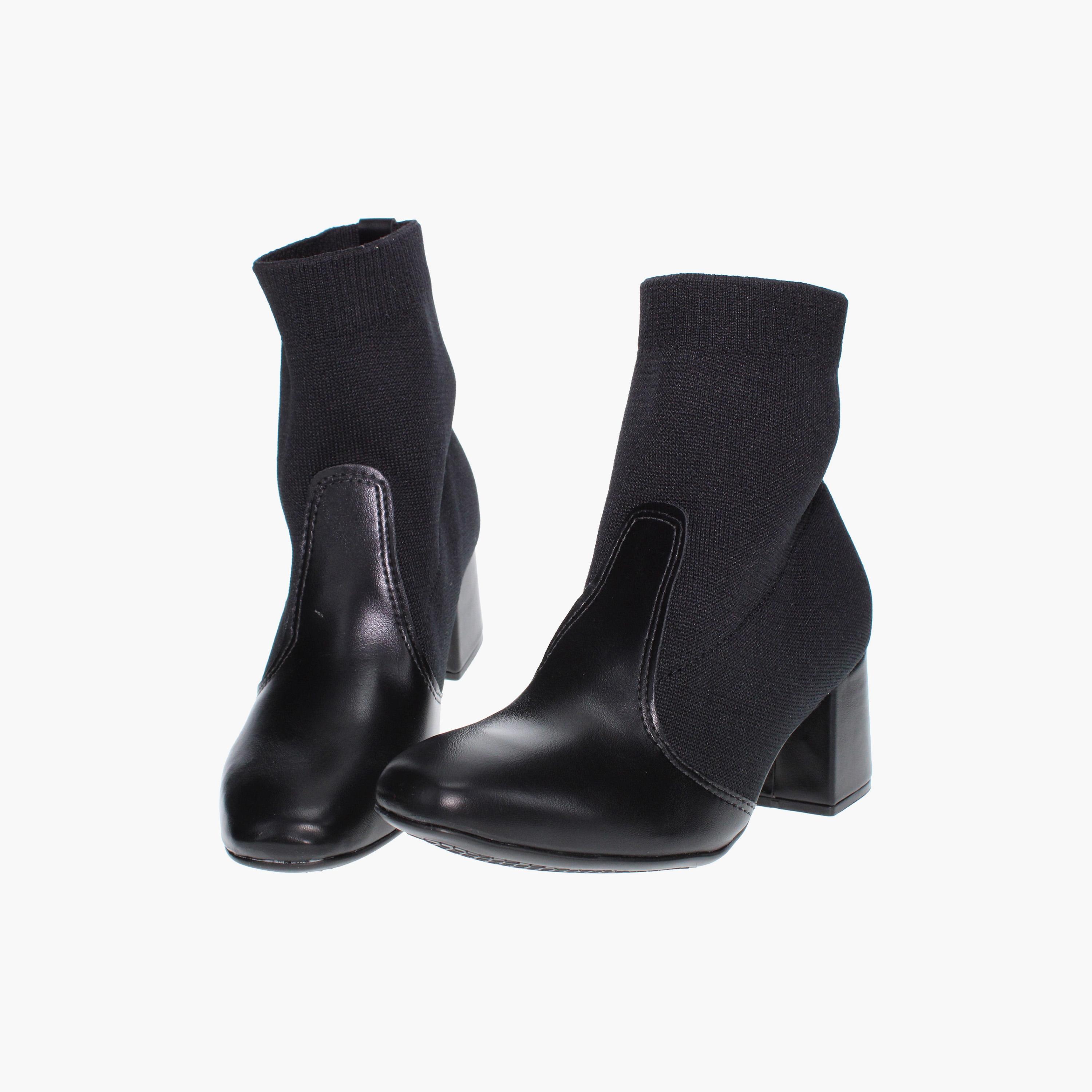 أحذية تشيلسي نسائية ذات الكعب العالي من بيرا ريو-women-shoes-boots-image-2