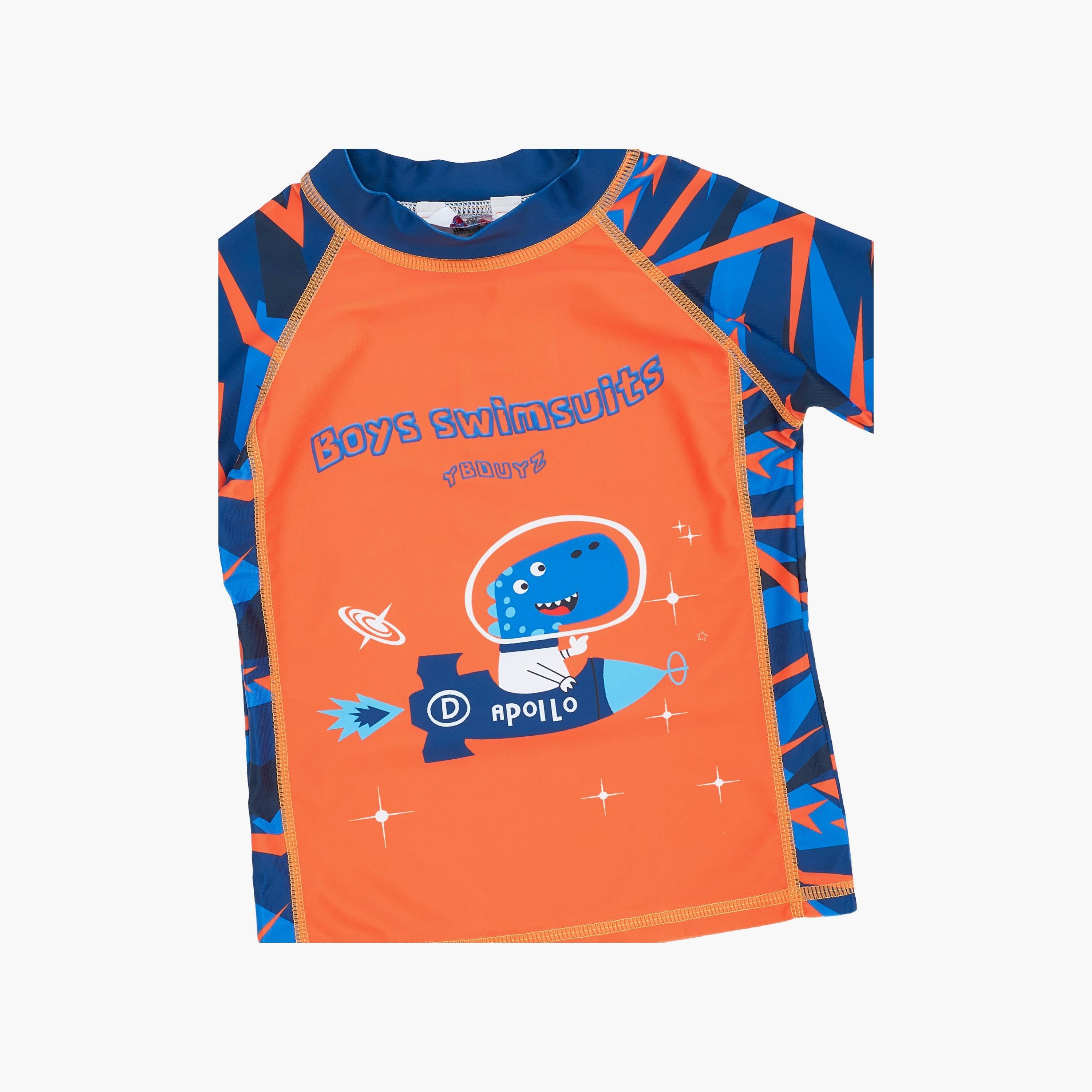 تي شيرت بأكمام قصيرة مطبوع عليه صورة ديناصور فضاء وشورت مع قبعة من بيبيكلو-boys-clothing-swimwear-image-3