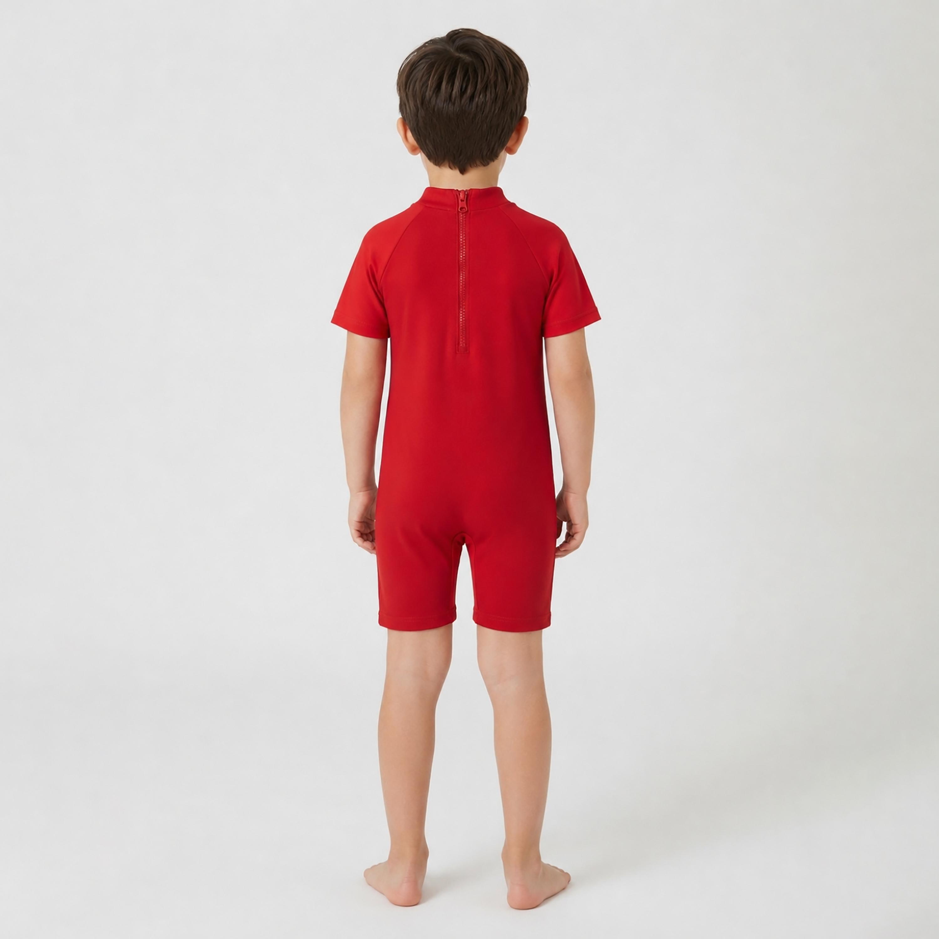 مايوه بأكمام قصيرة بطبعة جرافيك من بيبيكلو-boys-clothing-swimwear-image-2