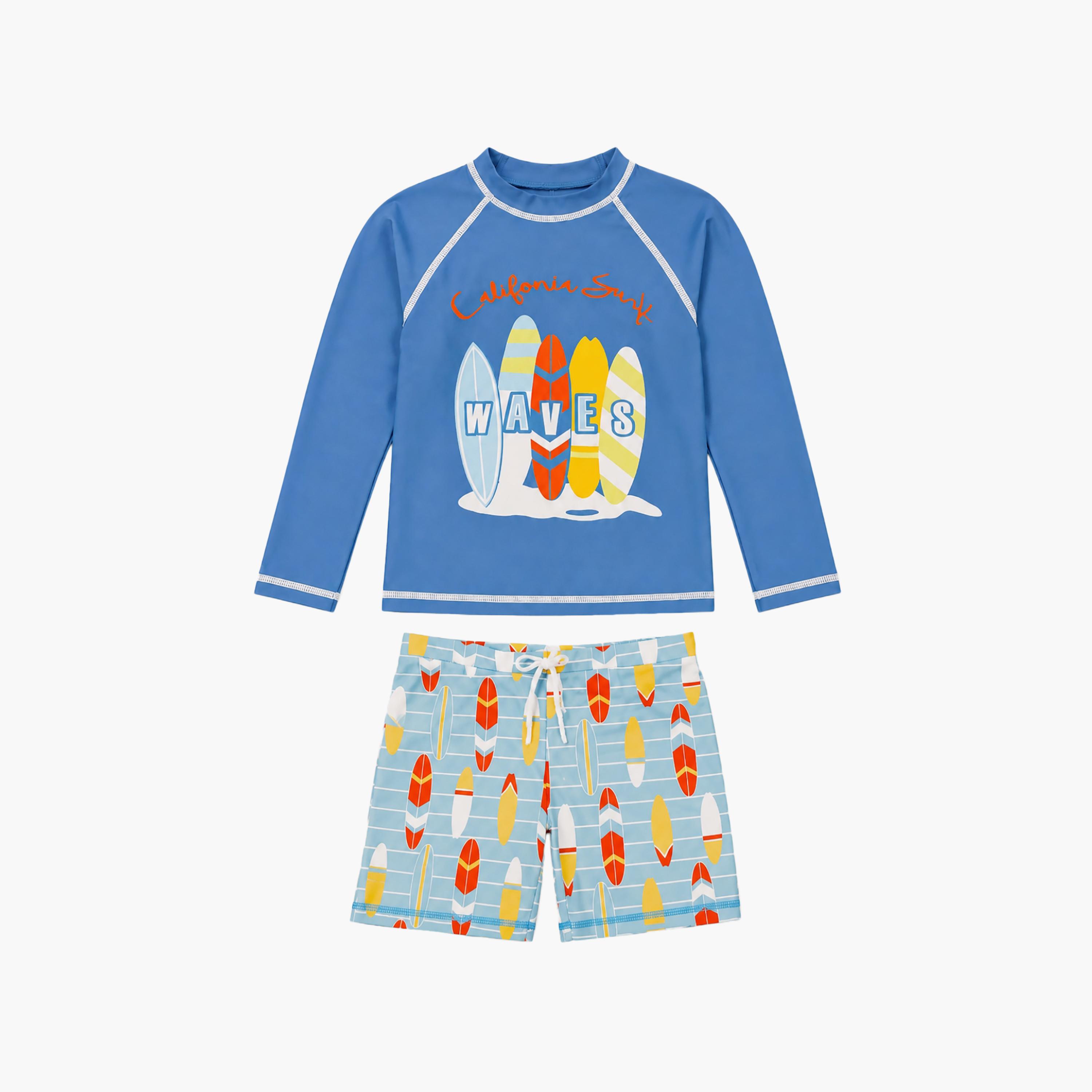 طقم تيشيرت سباحة بأكمام طويلة وشورت بطبعة جرافيك من بيبكلو-boys-clothing-swimwear-image-4