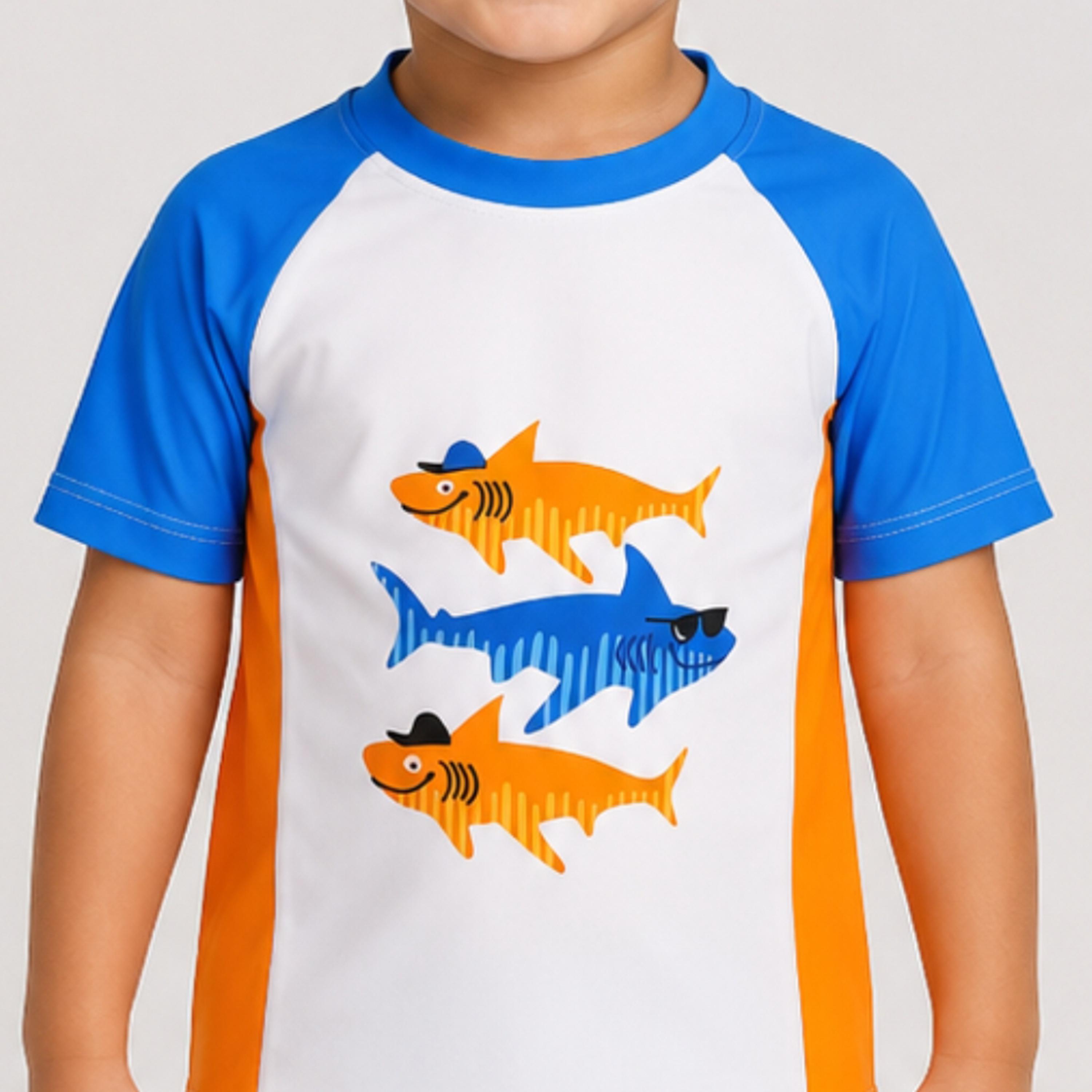 طقم تيشيرت وشورت سباحة بأكمام قصيرة وطبعة جرافيك من بيبيكلو-boys-clothing-swimwear-image-7