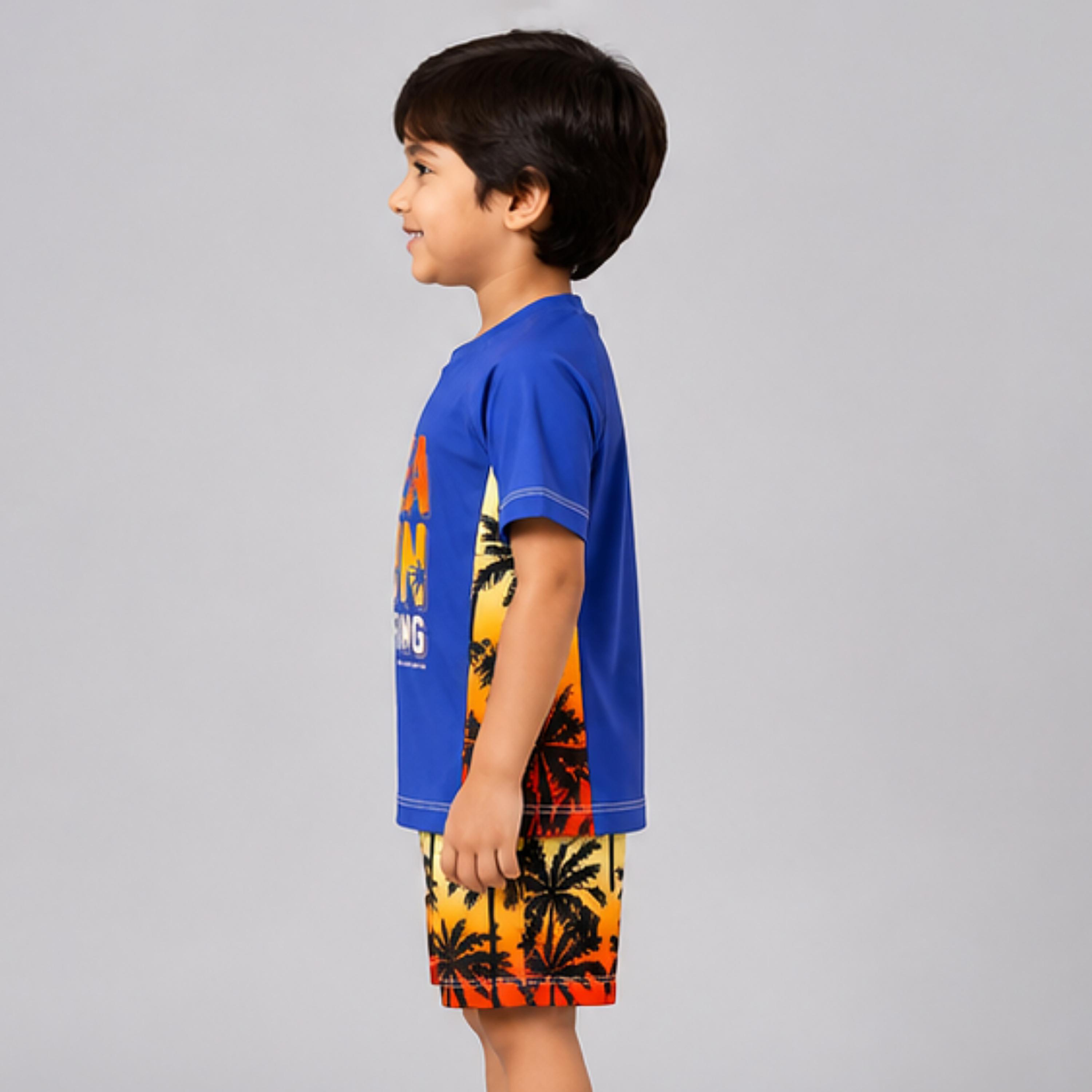 طقم تيشيرت وشورت سباحة بأكمام قصيرة وطبعة جرافيك من بيبيكلو-boys-clothing-swimwear-image-2