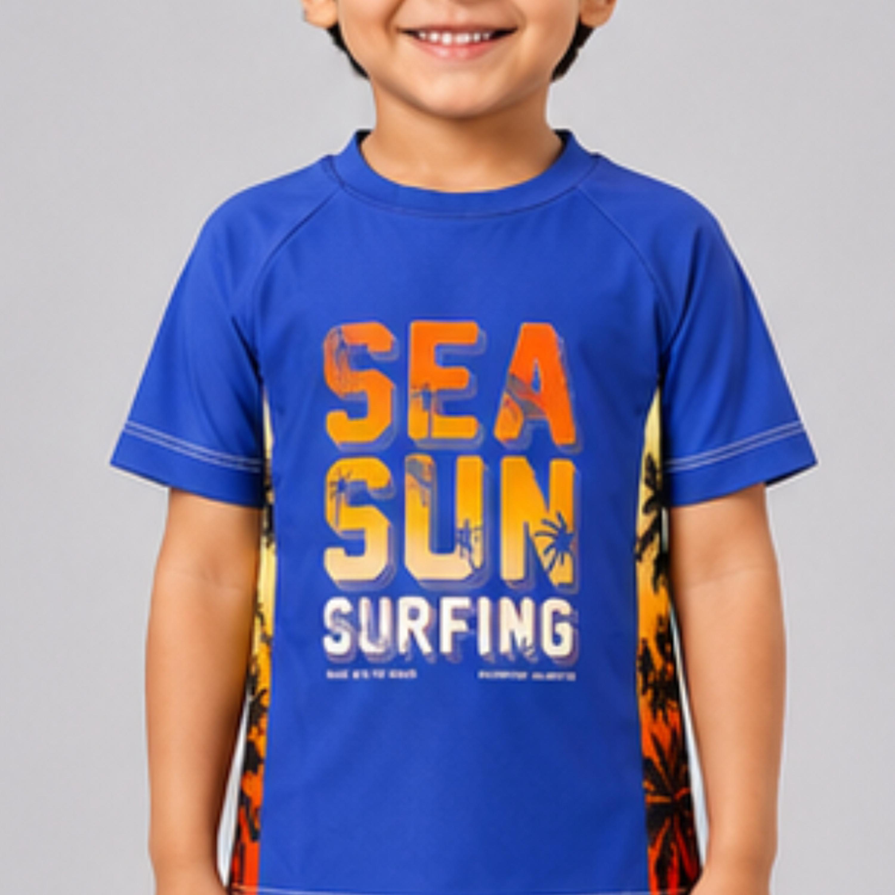 طقم تيشيرت وشورت سباحة بأكمام قصيرة وطبعة جرافيك من بيبيكلو-boys-clothing-swimwear-image-7