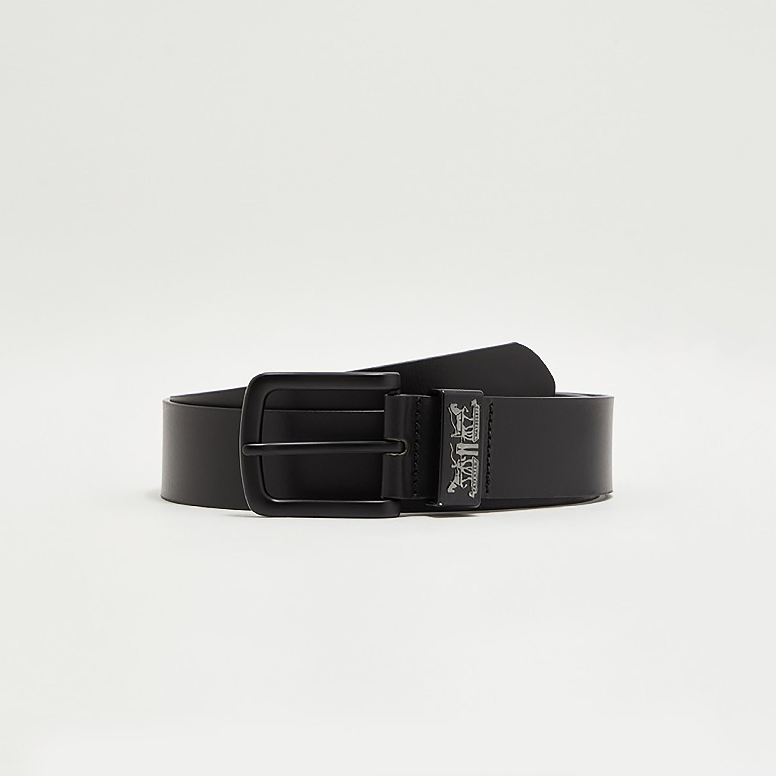 حزام رجالي اسود عادي من ليفايز-men-beltsandwallets-belts-image-1