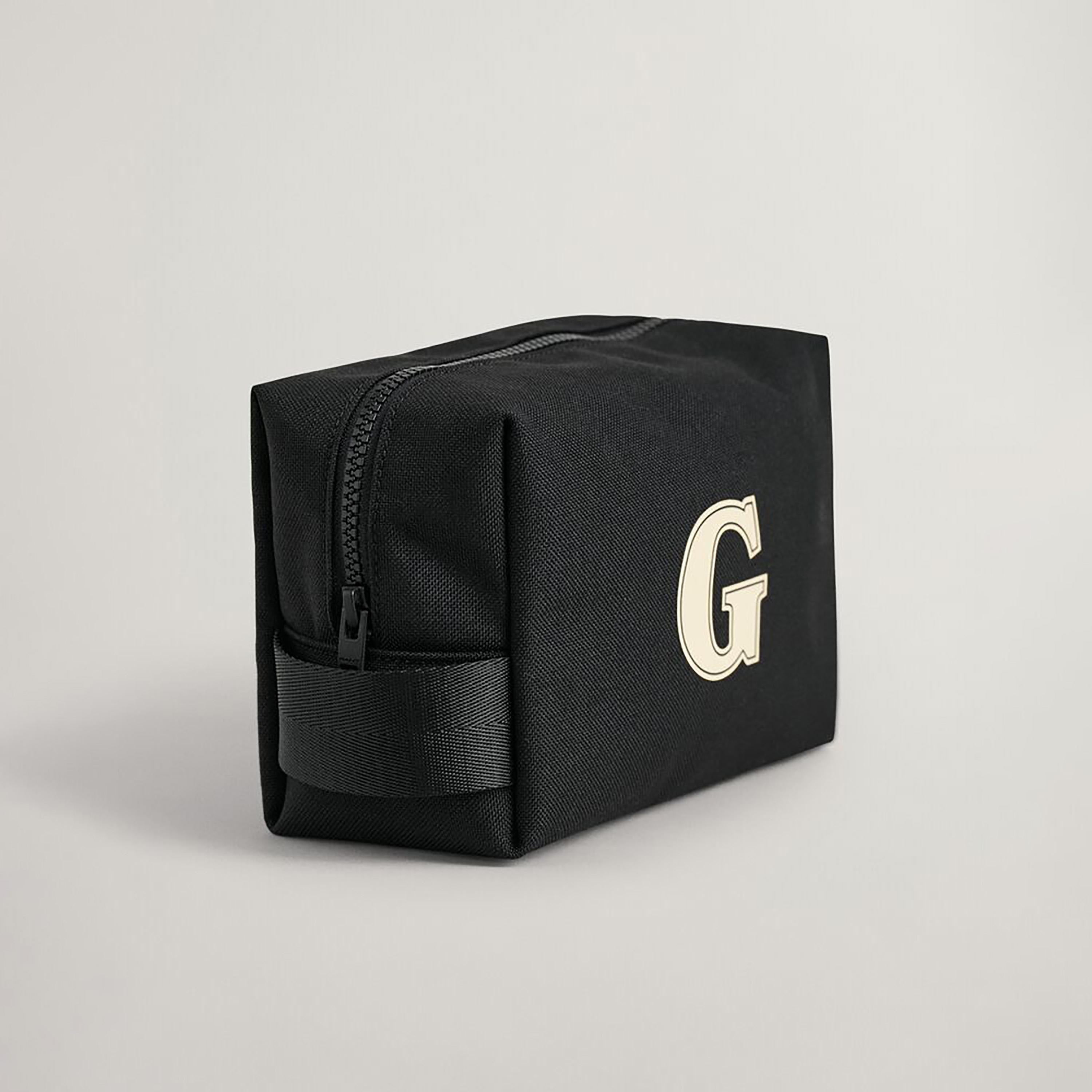 حقيبة أدوات الزينة بشارة G-Text من Gant مع سحاب للإغلاق-men-bags-image-1