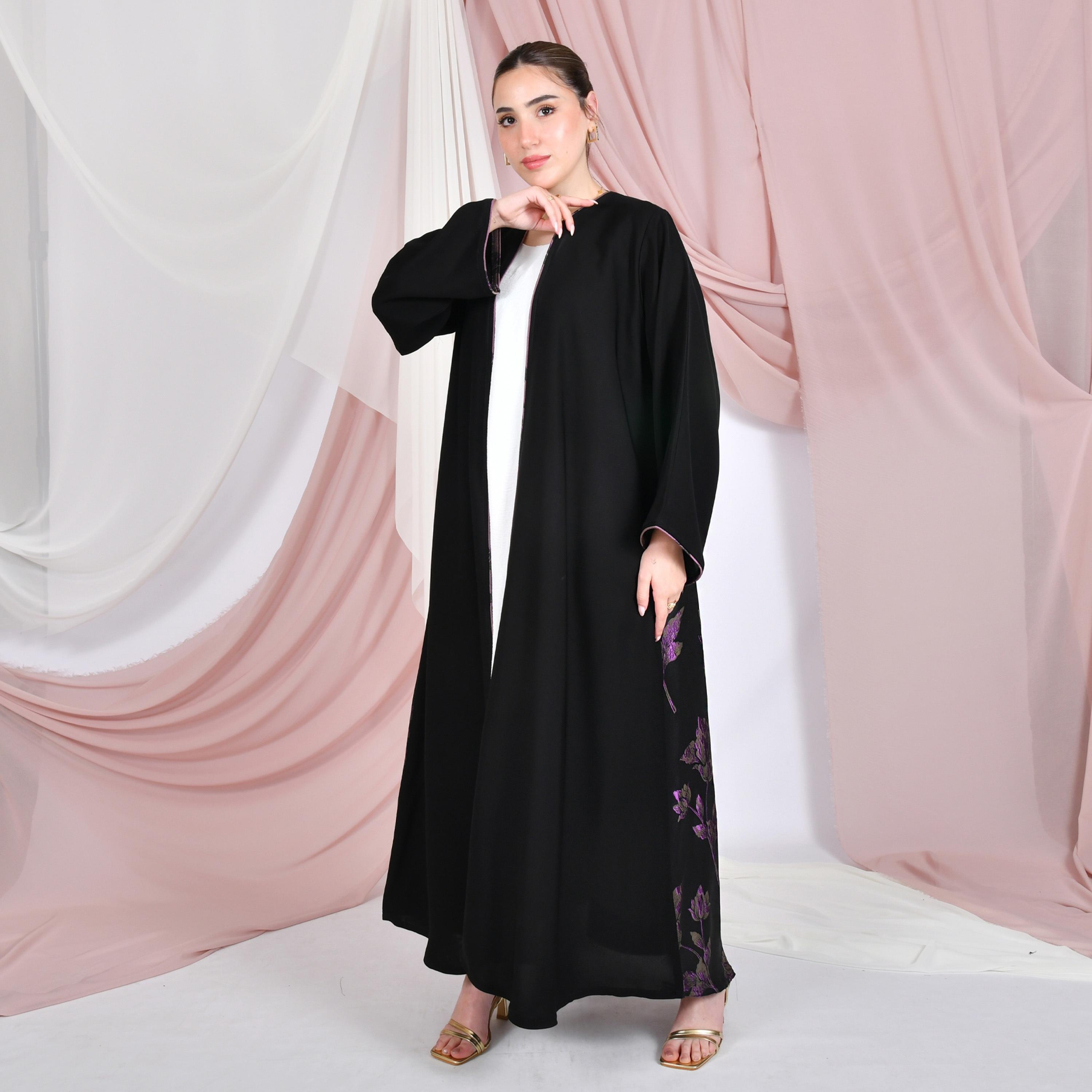 عباية نسائية كتان مزينة بالورود بقصة ربع كلوش من حوراء.-women-arabicclothing-abayas-image-4