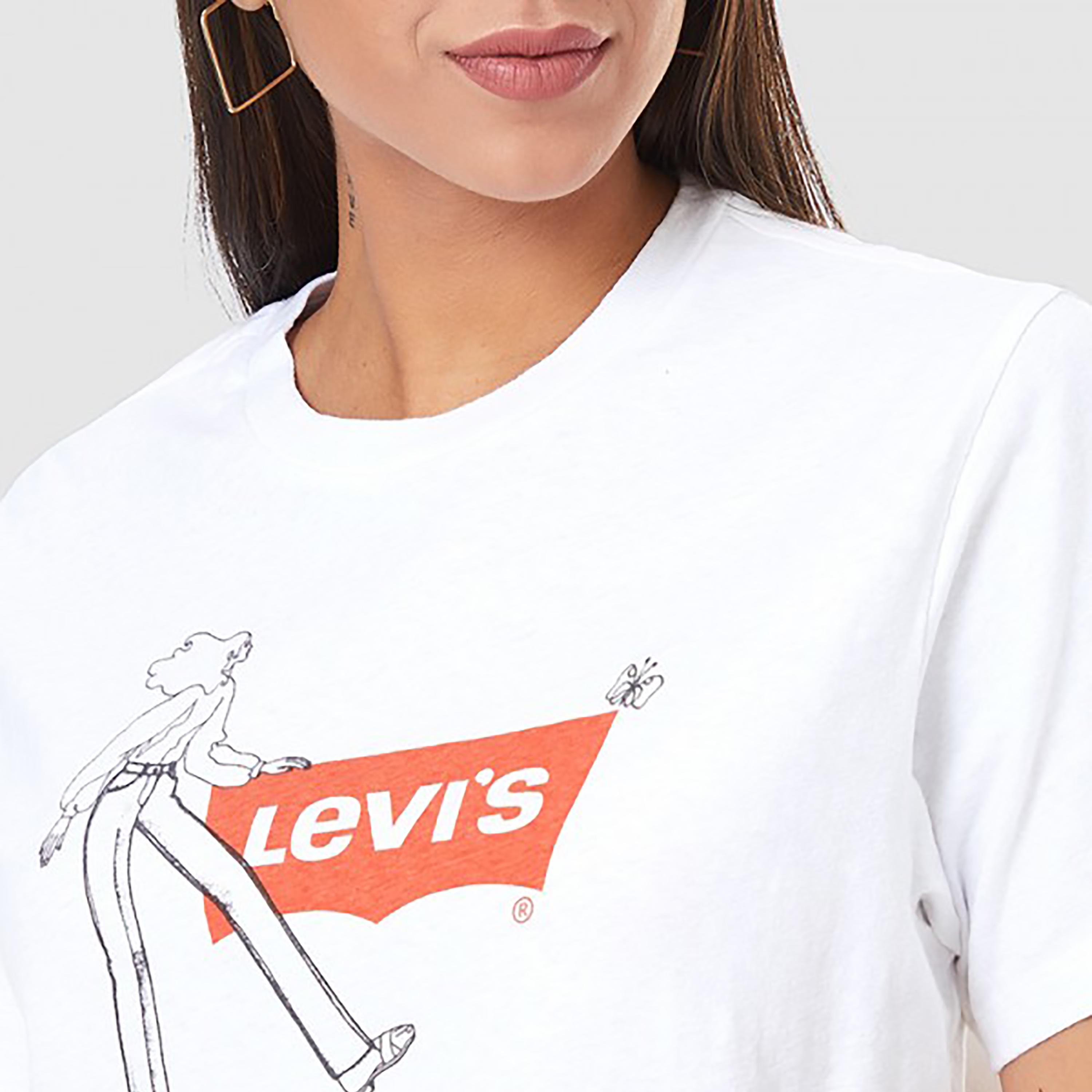 تيشيرت ليفايز بأكمام قصيرة وياقة دائرية مع جرافيك-women-clothing-tshirts-image-3