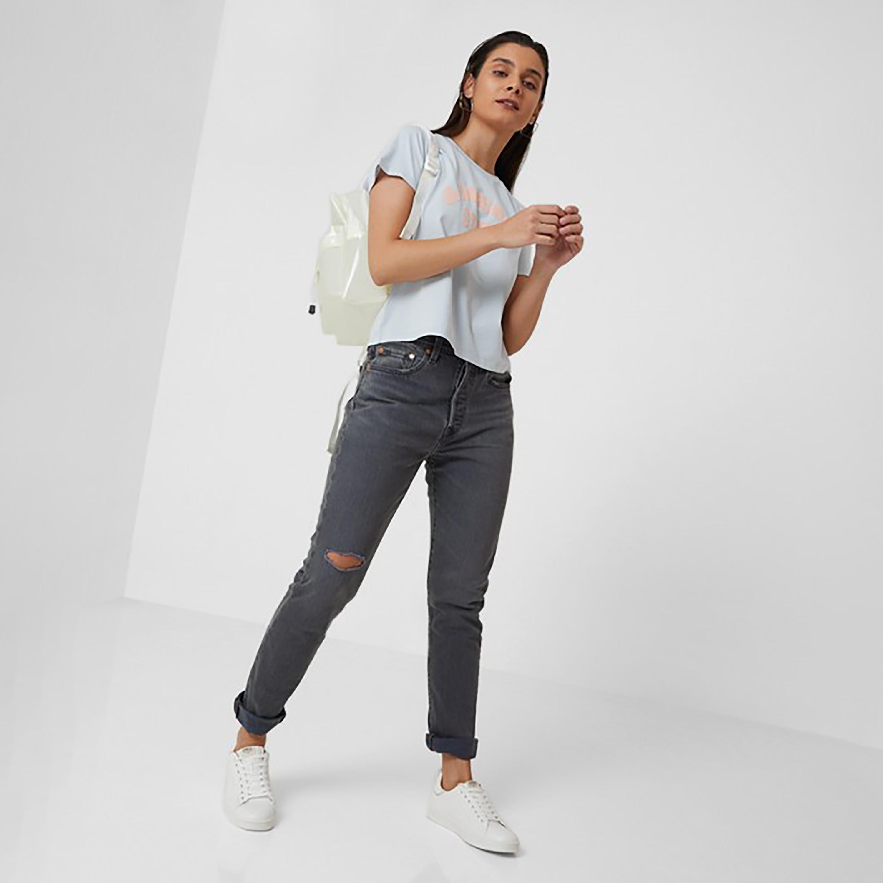 Levi's Printed Crew Neck Short Sleeves T-Shirt-women-clothing-tshirts-image-2