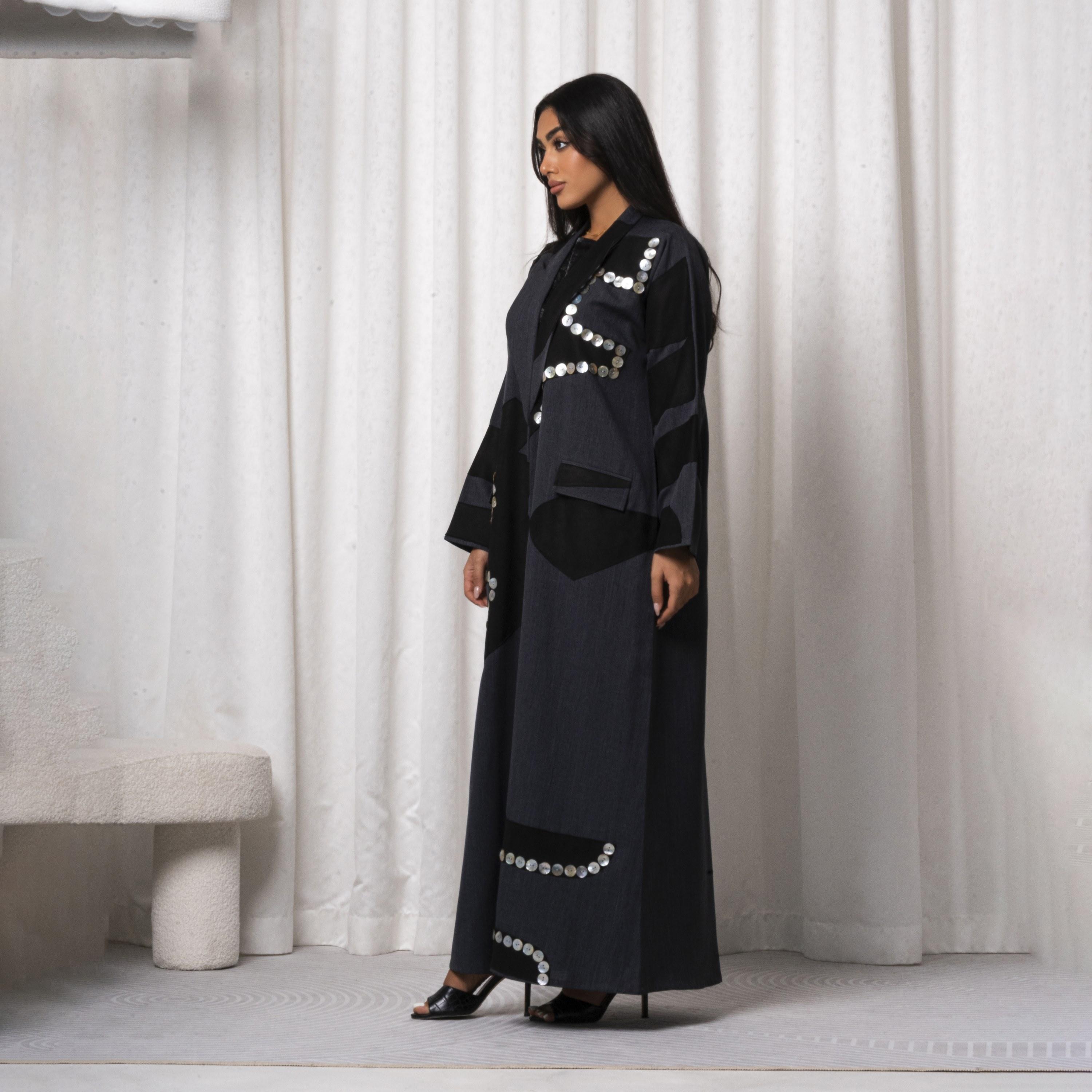 Moistreet Black Peaked Lapel Embellished Handmade Melange Women's Abaya-women-arabicclothing-abayas-image-2