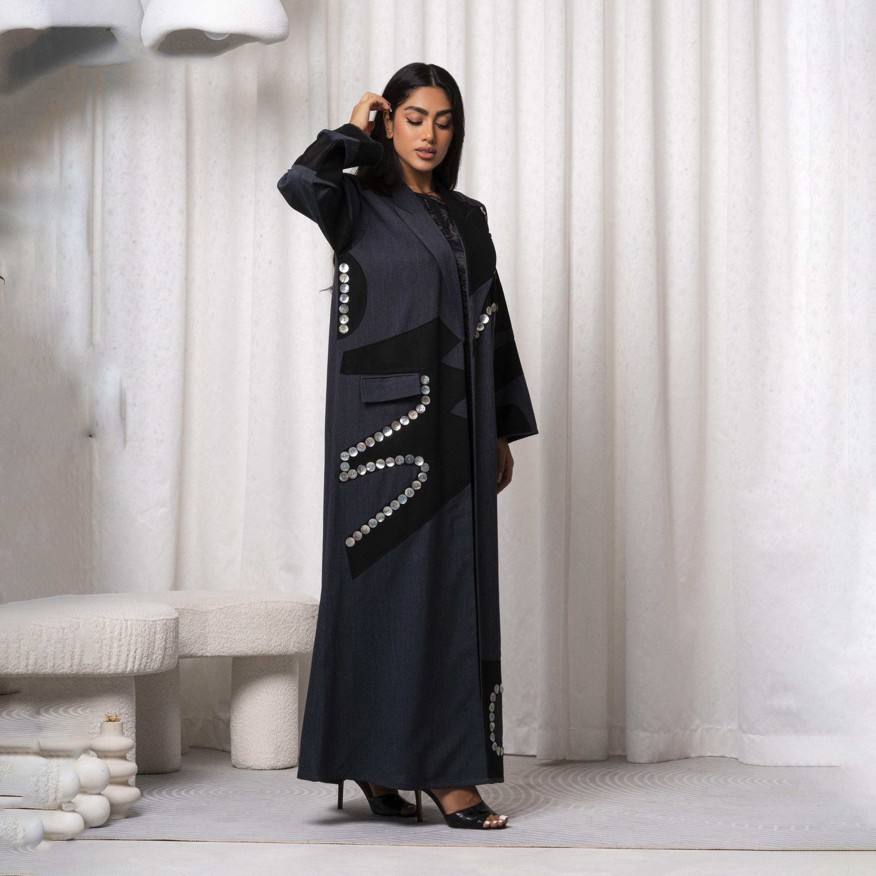 Moistreet Black Peaked Lapel Embellished Handmade Melange Women's Abaya-women-arabicclothing-abayas-image-3