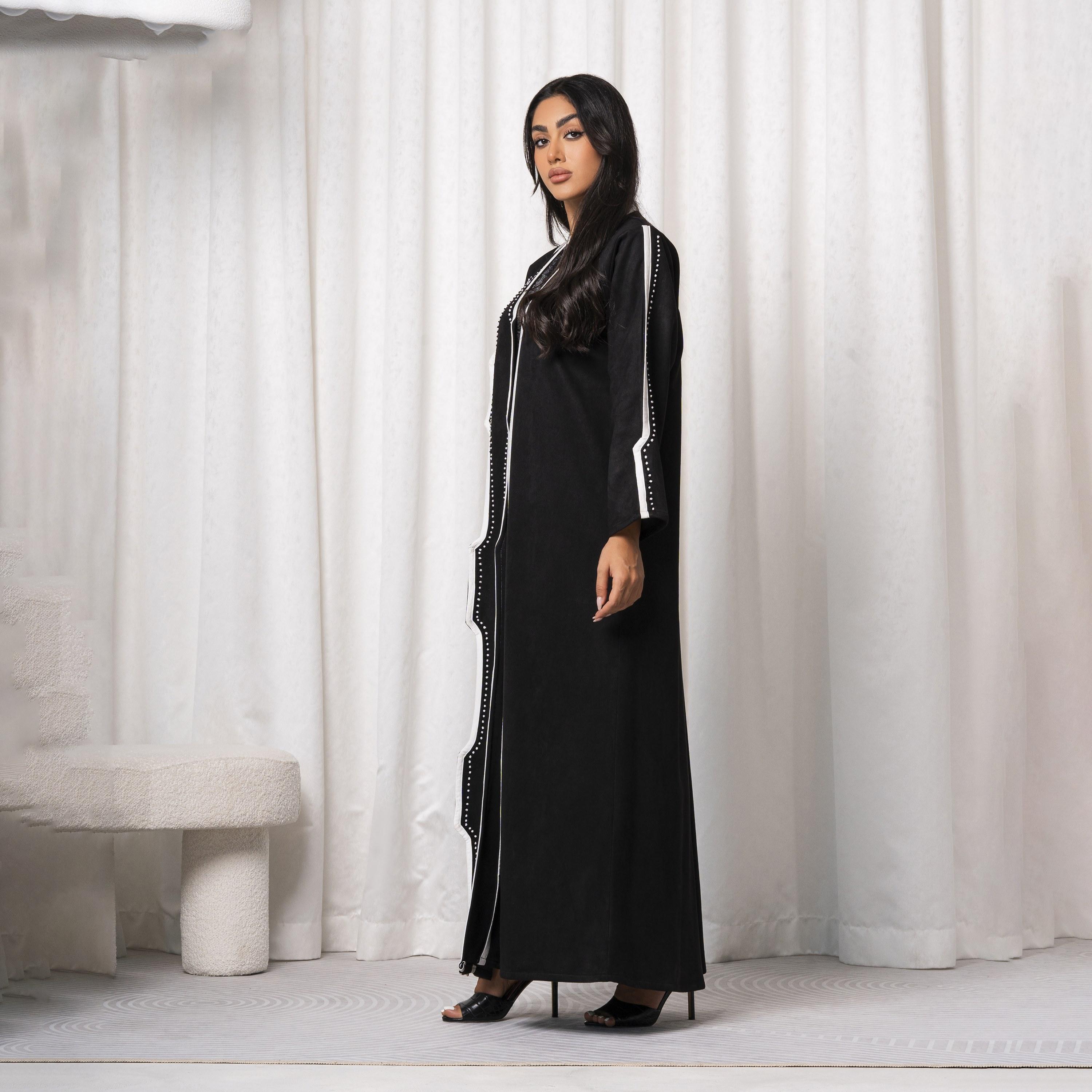Moistreet Black Embroidered Handmade Shamua Women's Abaya-women-arabicclothing-abayas-image-3