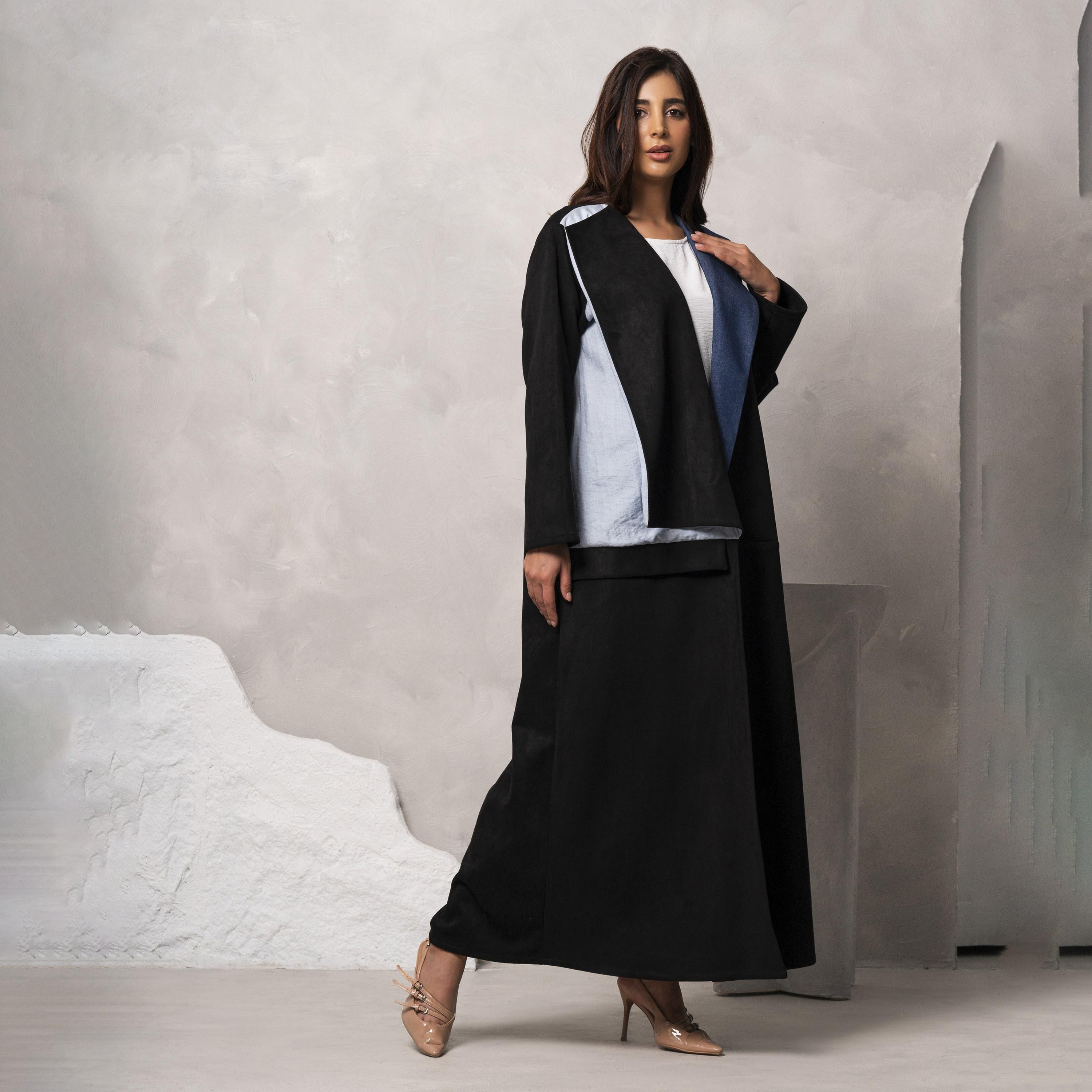 عباية شاموا نسائية مصنوعة يدويًا من جلد سويدي متعدد الألوان من مويستريت-women-arabicclothing-abayas-image-1