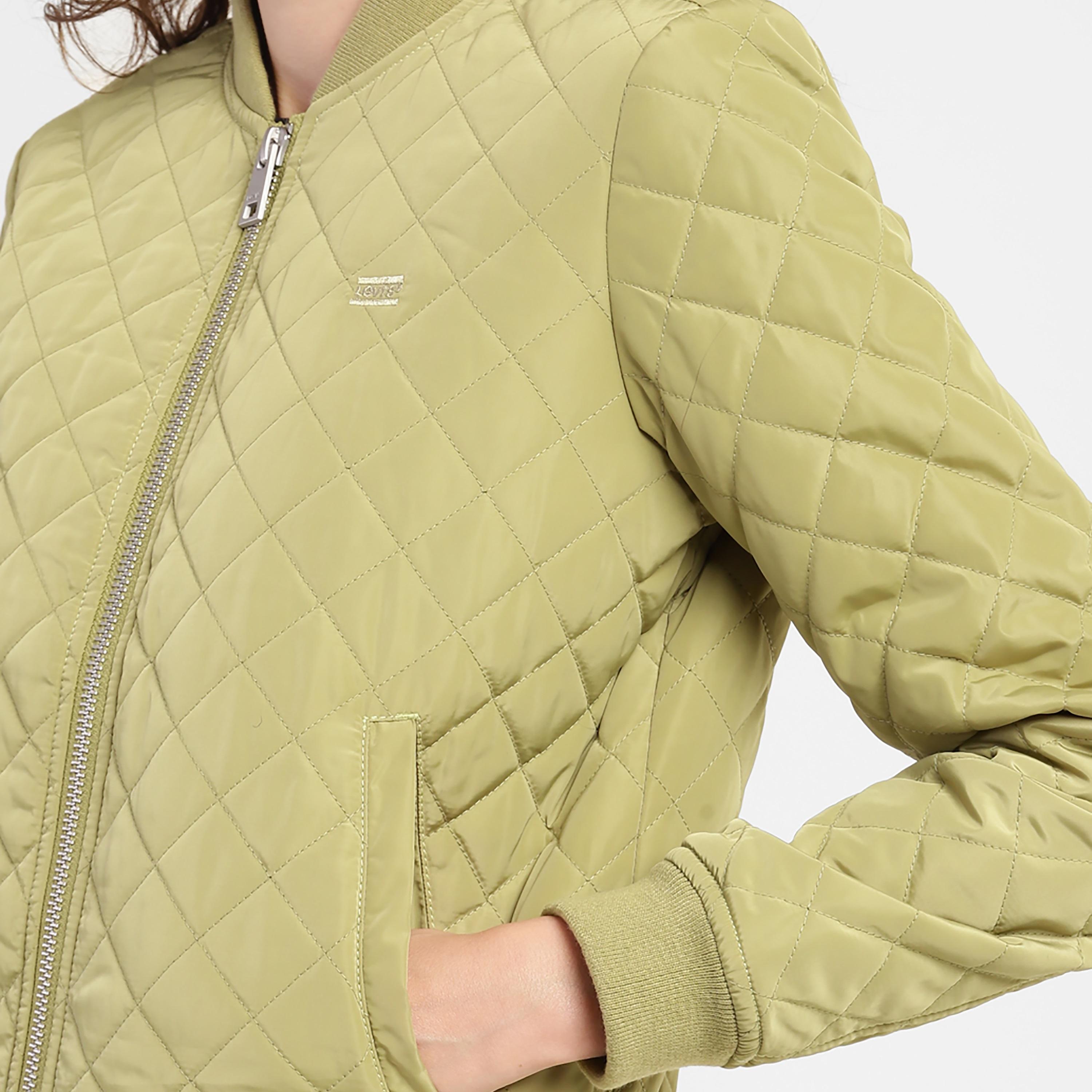 جاكيت بومبر مبطن من ليفايز-women-clothing-coatsandjackets-jackets-image-3