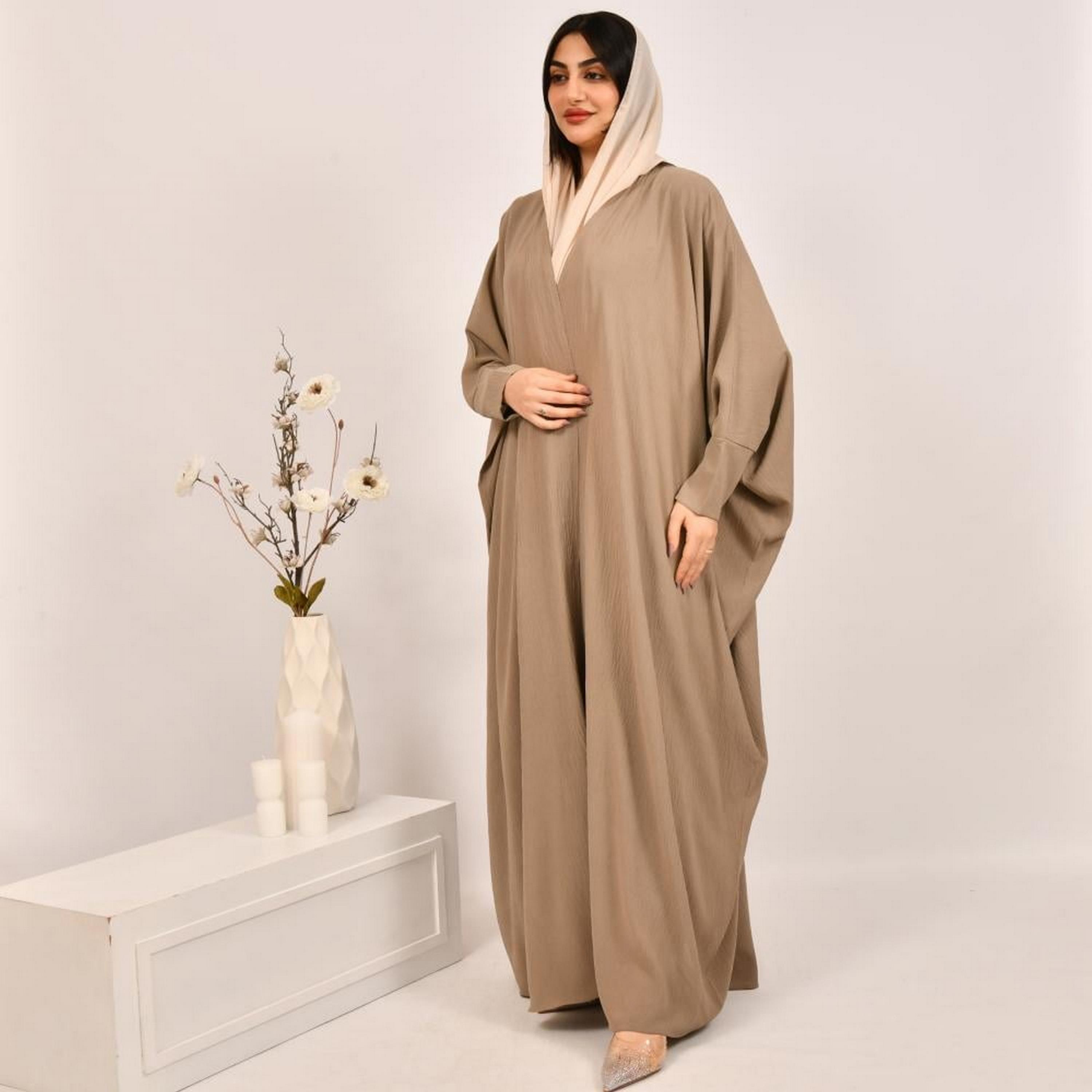 عباية بيشت من الكتان البيج المزخرف مع حجاب من بيوند عباية-women-arabicclothing-abayas-image-1