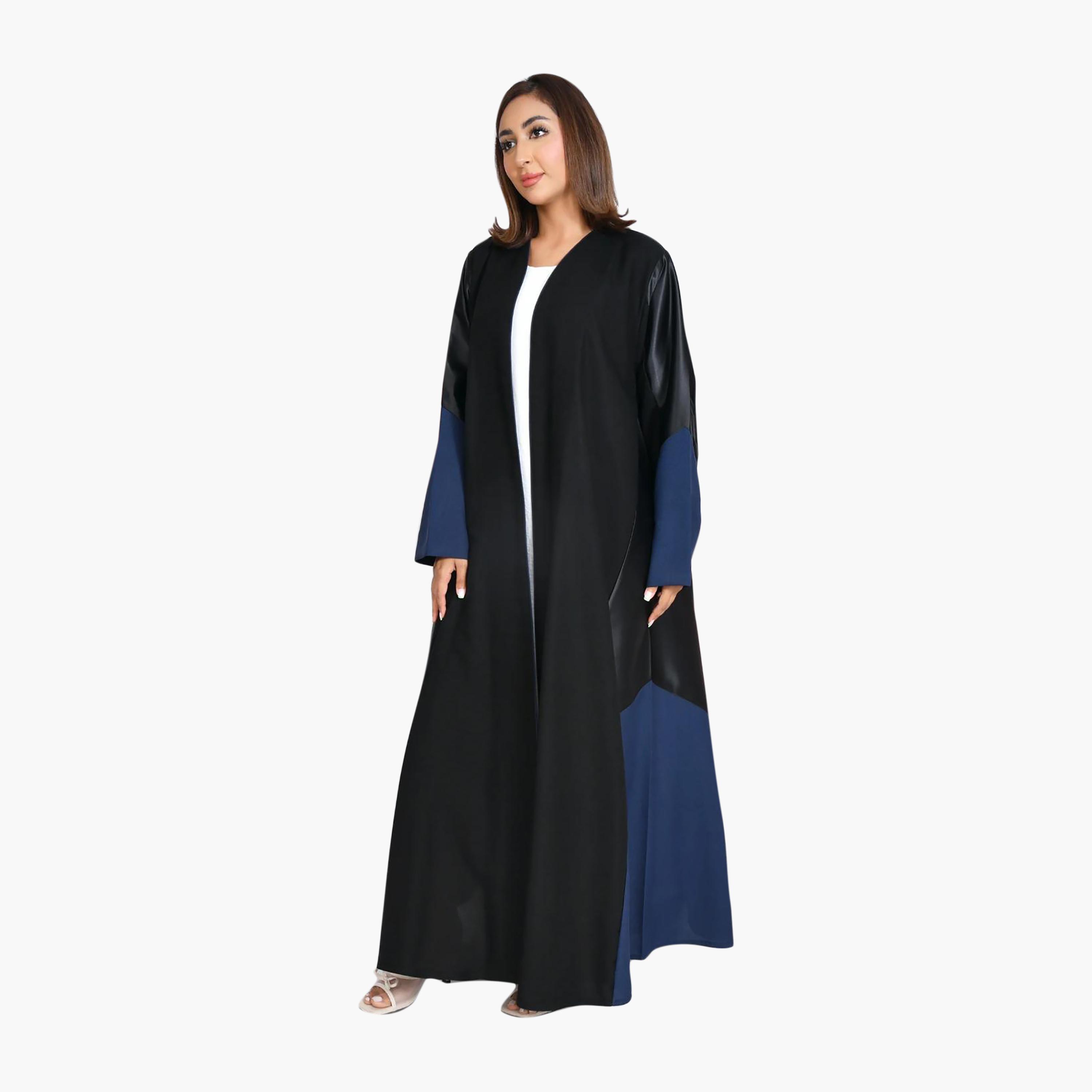 عباية نسائية من الكتان الأسود بتصميم كلوش، مزينة بنقشة مربعات ملونة من بيوند عباية-women-arabicclothing-abayas-image-3