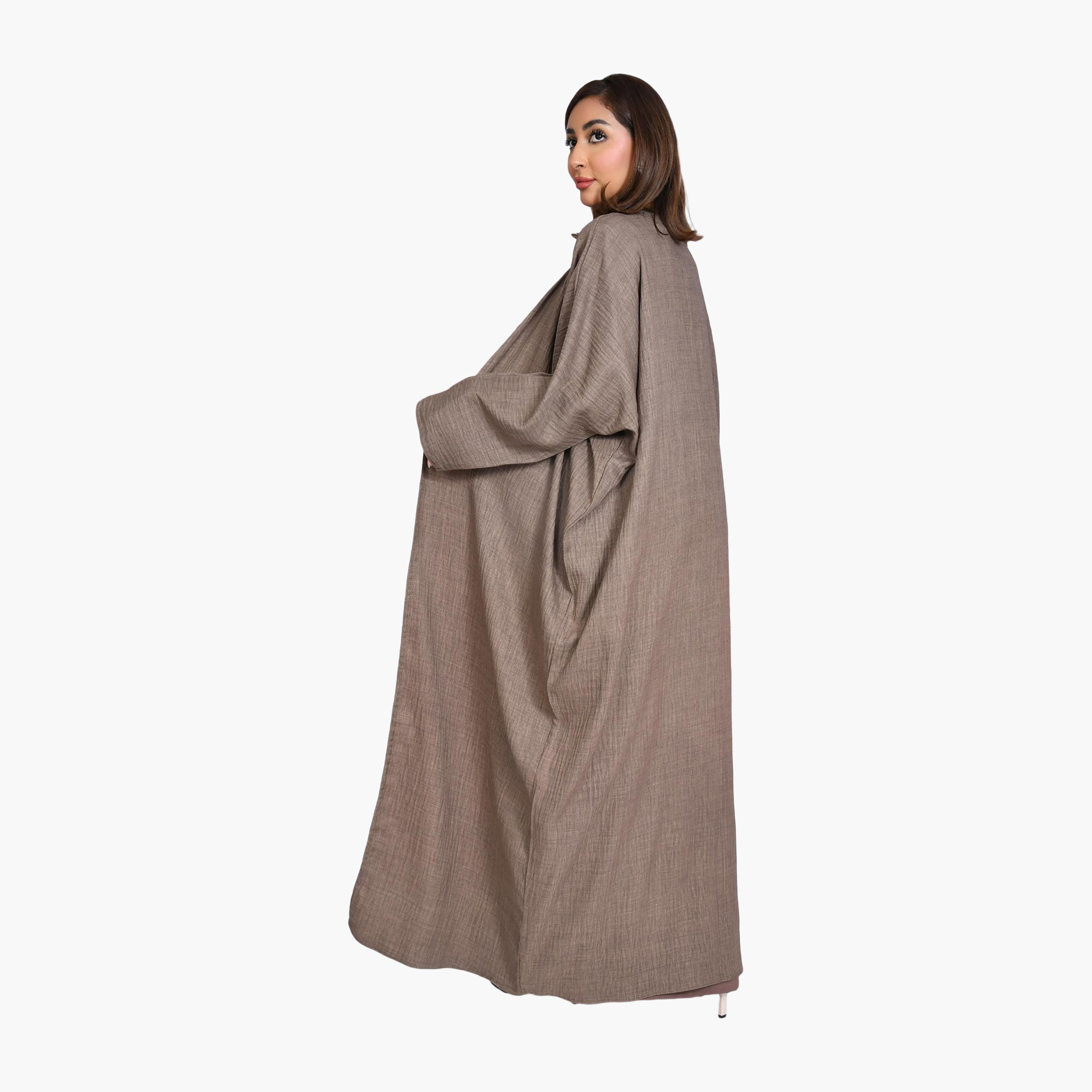 عباية كتان بنية اللون للنساء بنقشة ربع كلوش من بيوند عباية-women-arabicclothing-abayas-image-4