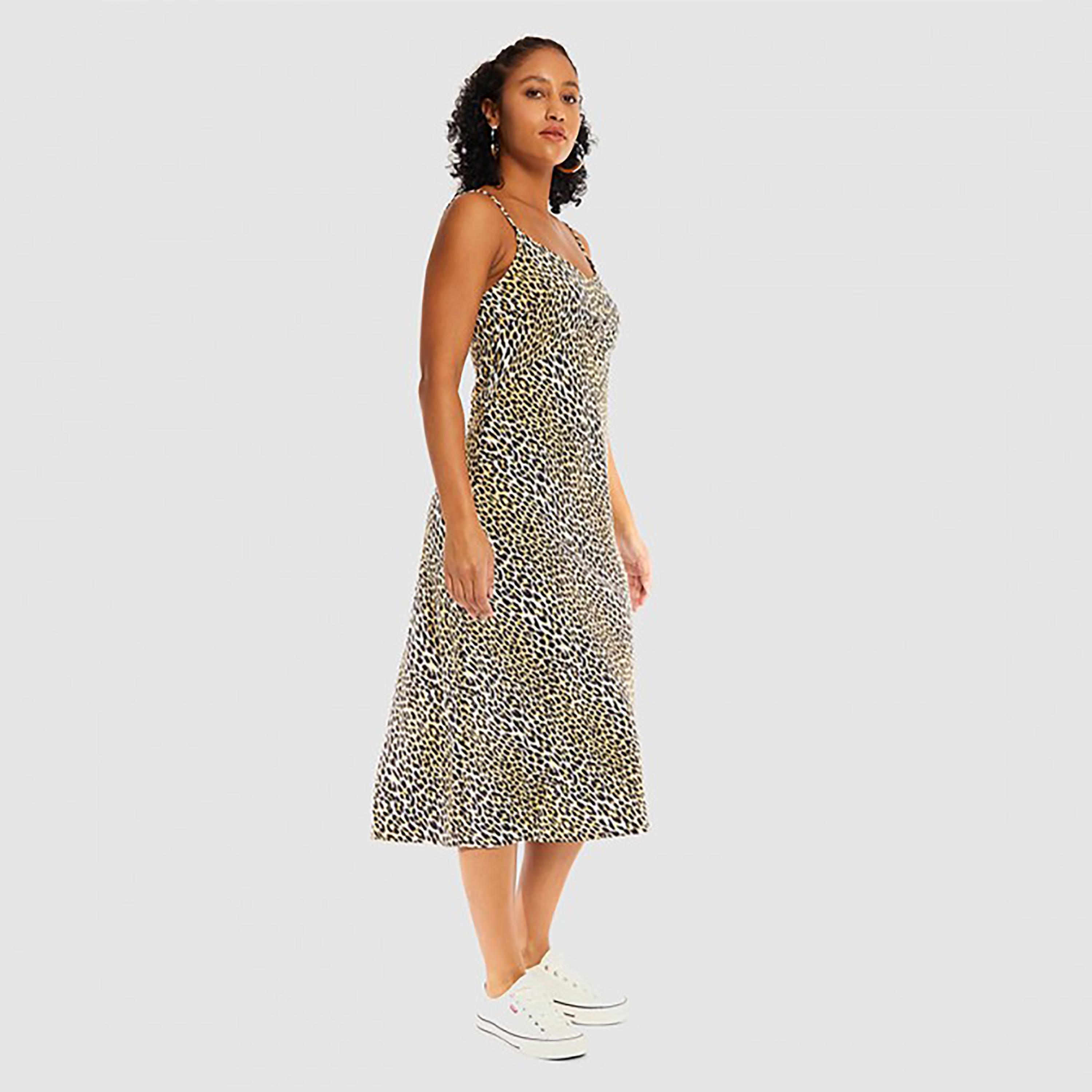 فستان ميدي على شكل إيه لاين بحمالات كتف وطبعة ليوبارد من ليفايز-women-clothing-dresses-image-2