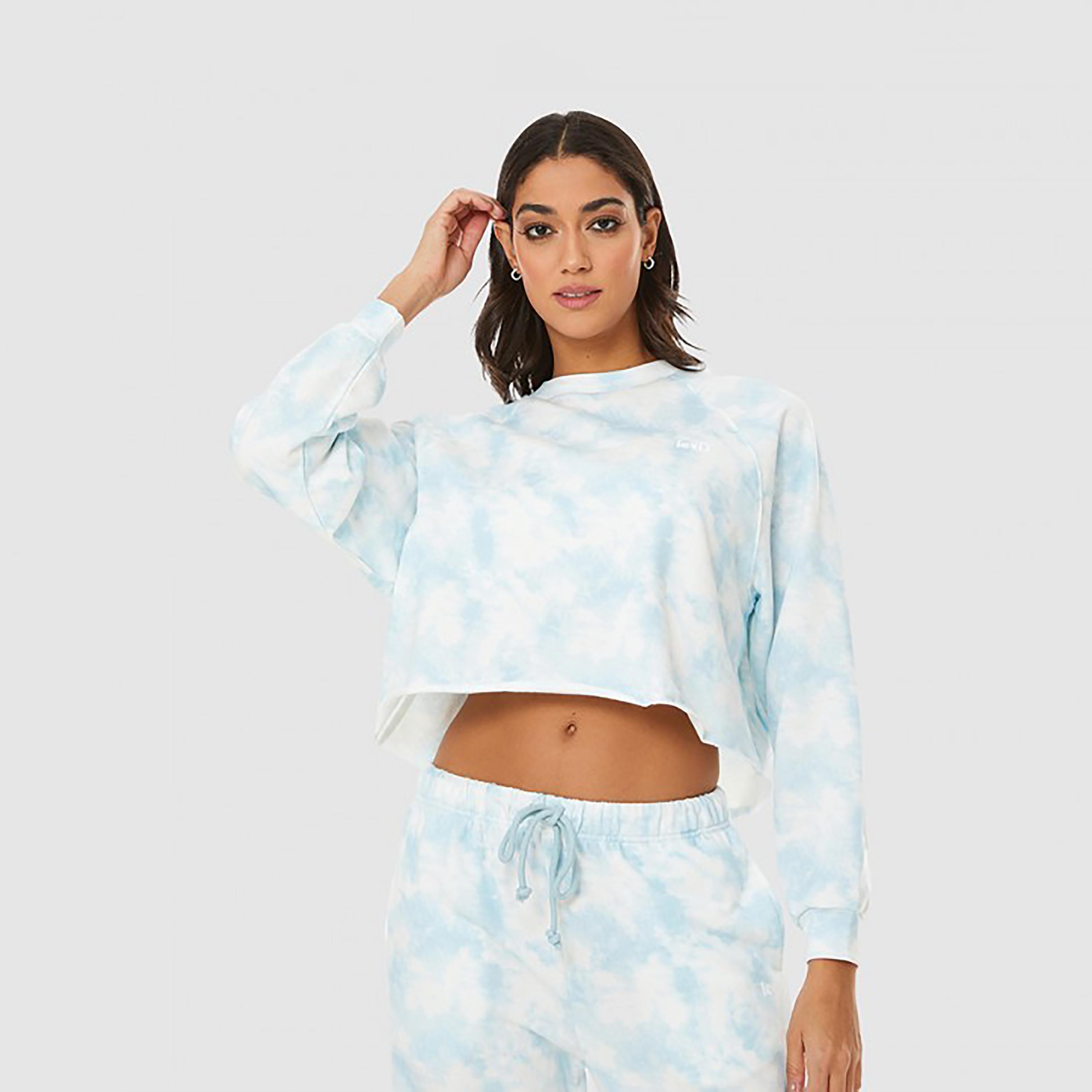 سويت شيرت كروب من ليفايز بأكمام طويلة وياقة مستديرة ذات تاي آند داي-women-clothing-hoodiesandsweatshirts-hoodies-image-1